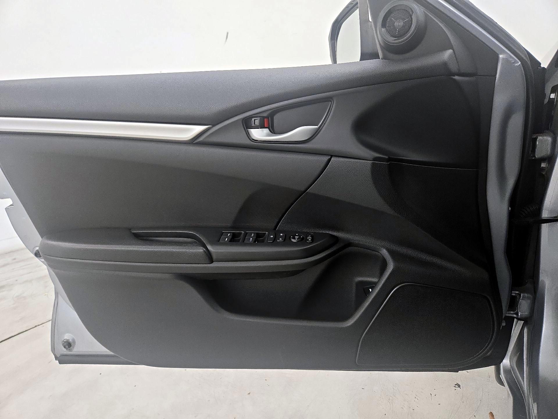 Thumbnail: 2019 Honda Civic - 12