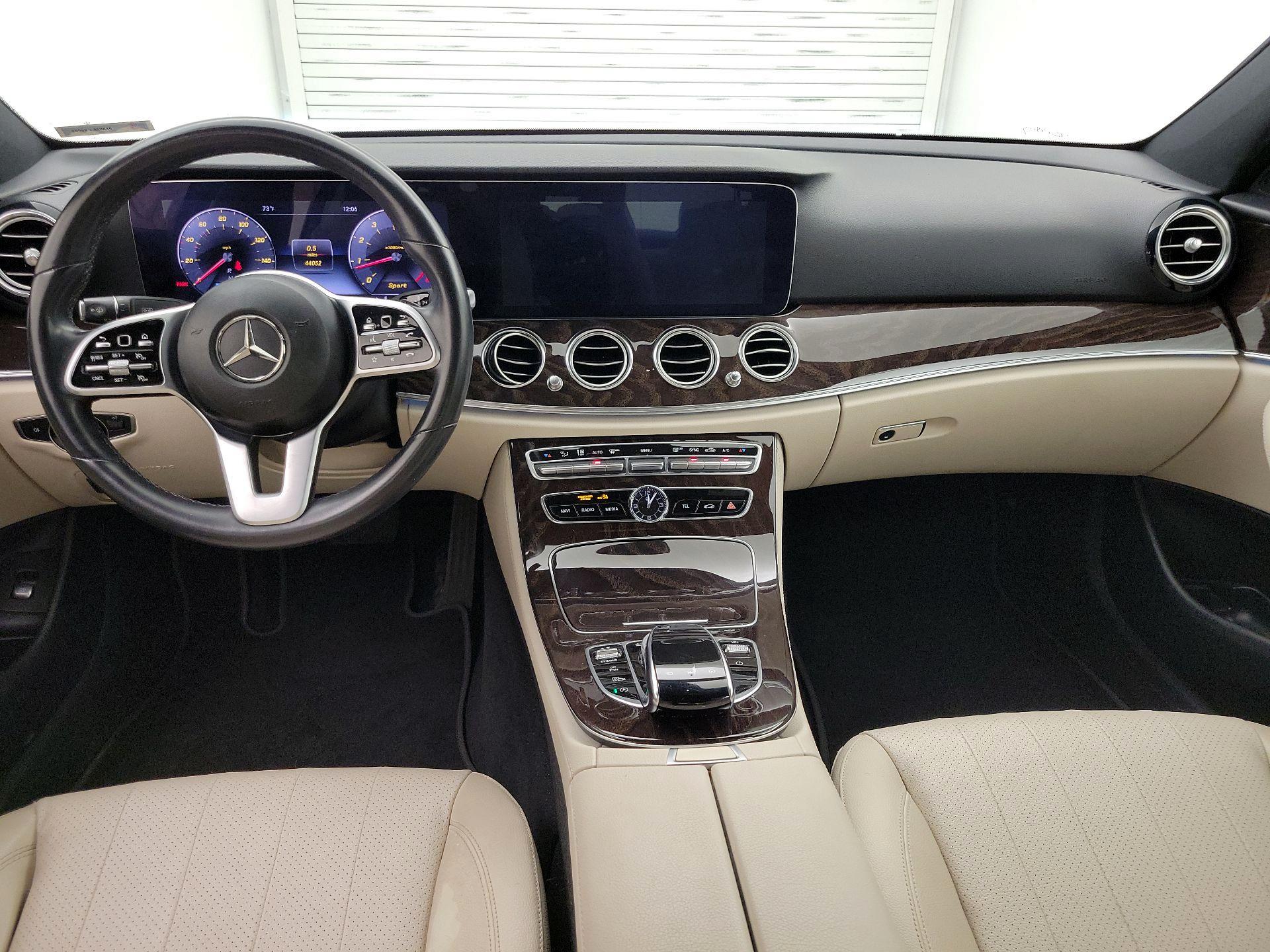 Thumbnail: 2019 Mercedes-Benz E-Class - 9