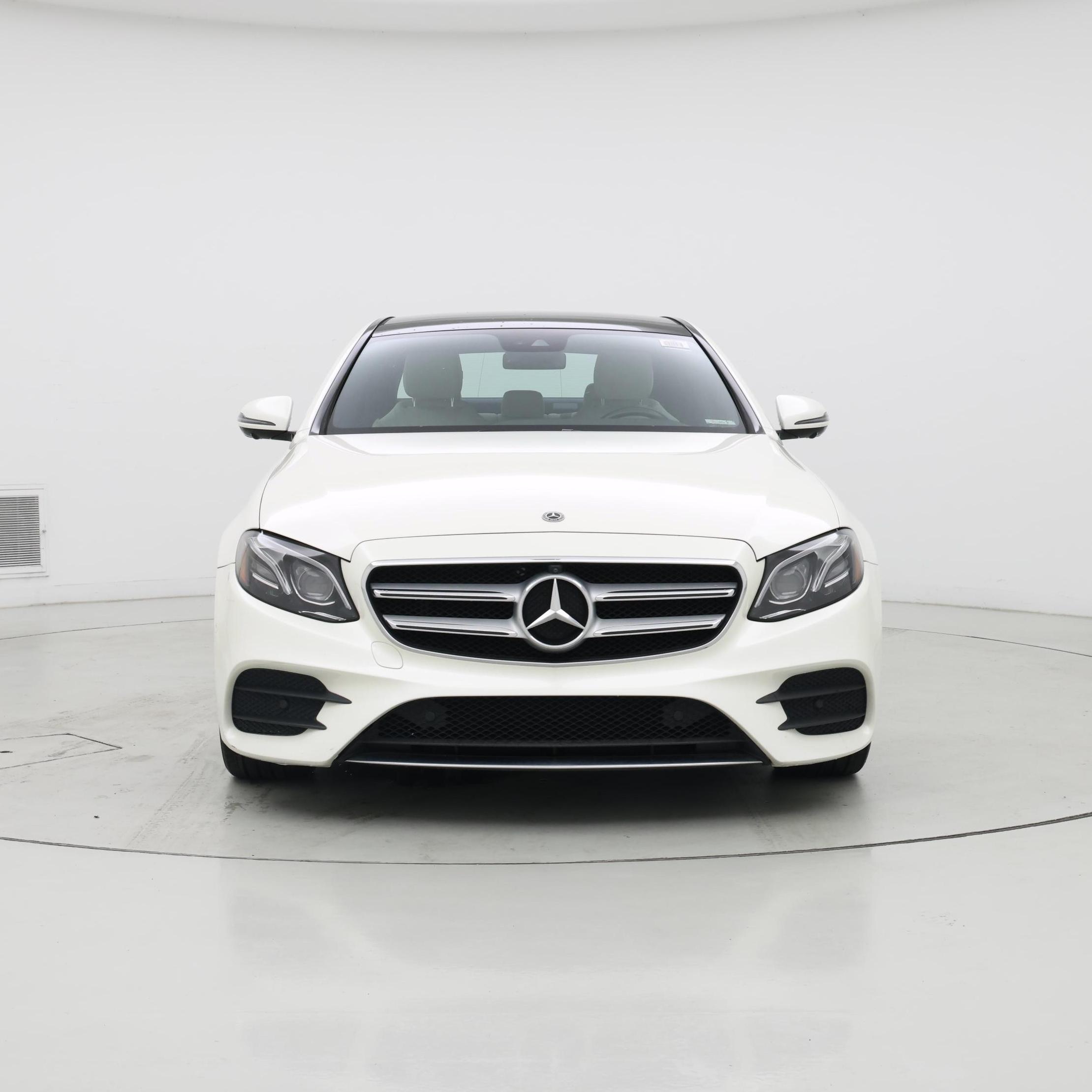 Thumbnail: 2019 Mercedes-Benz E-Class - 5