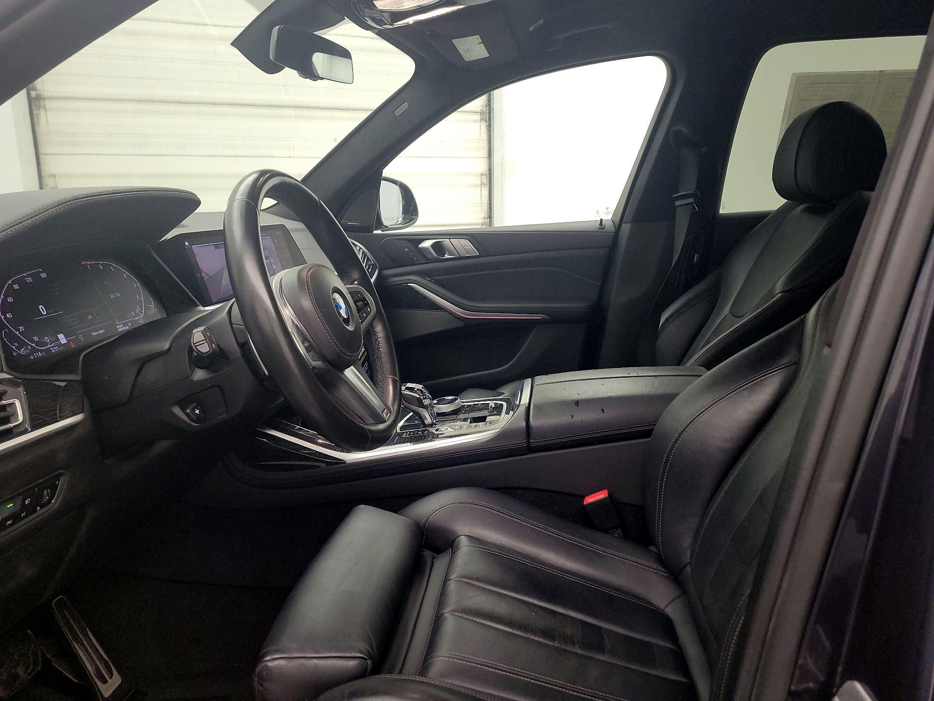 Thumbnail: 2020 BMW X7 - 11