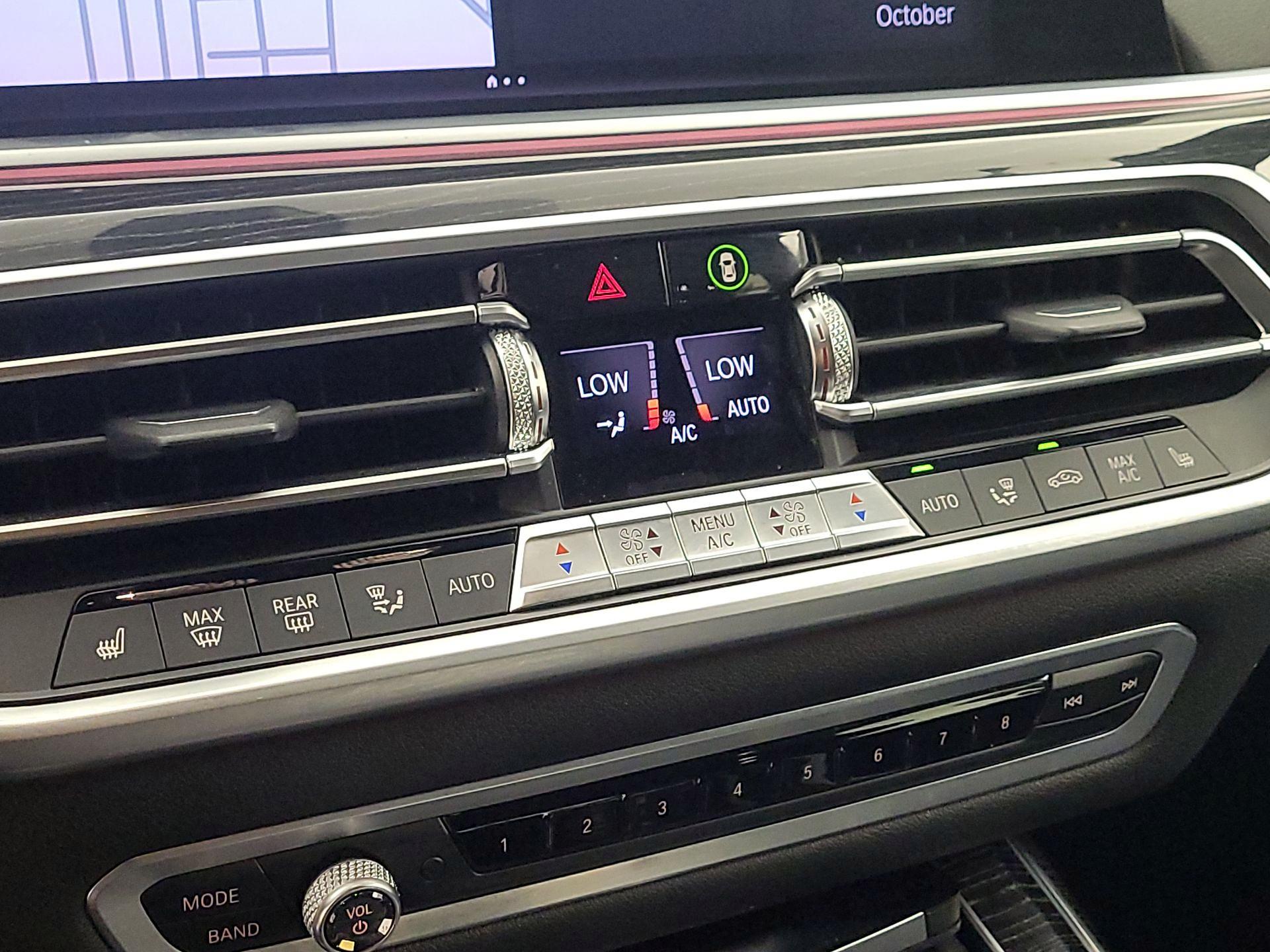 Thumbnail: 2020 BMW X7 - 16