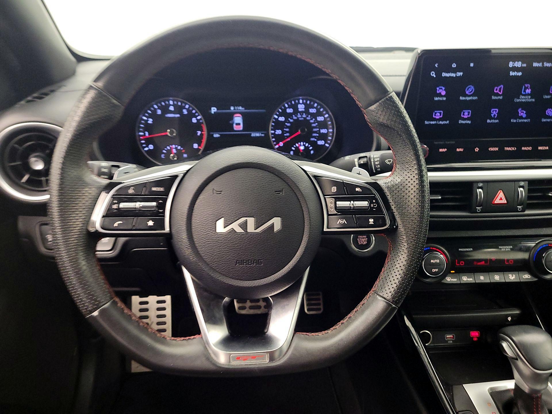 Thumbnail: 2023 Kia Forte - 10