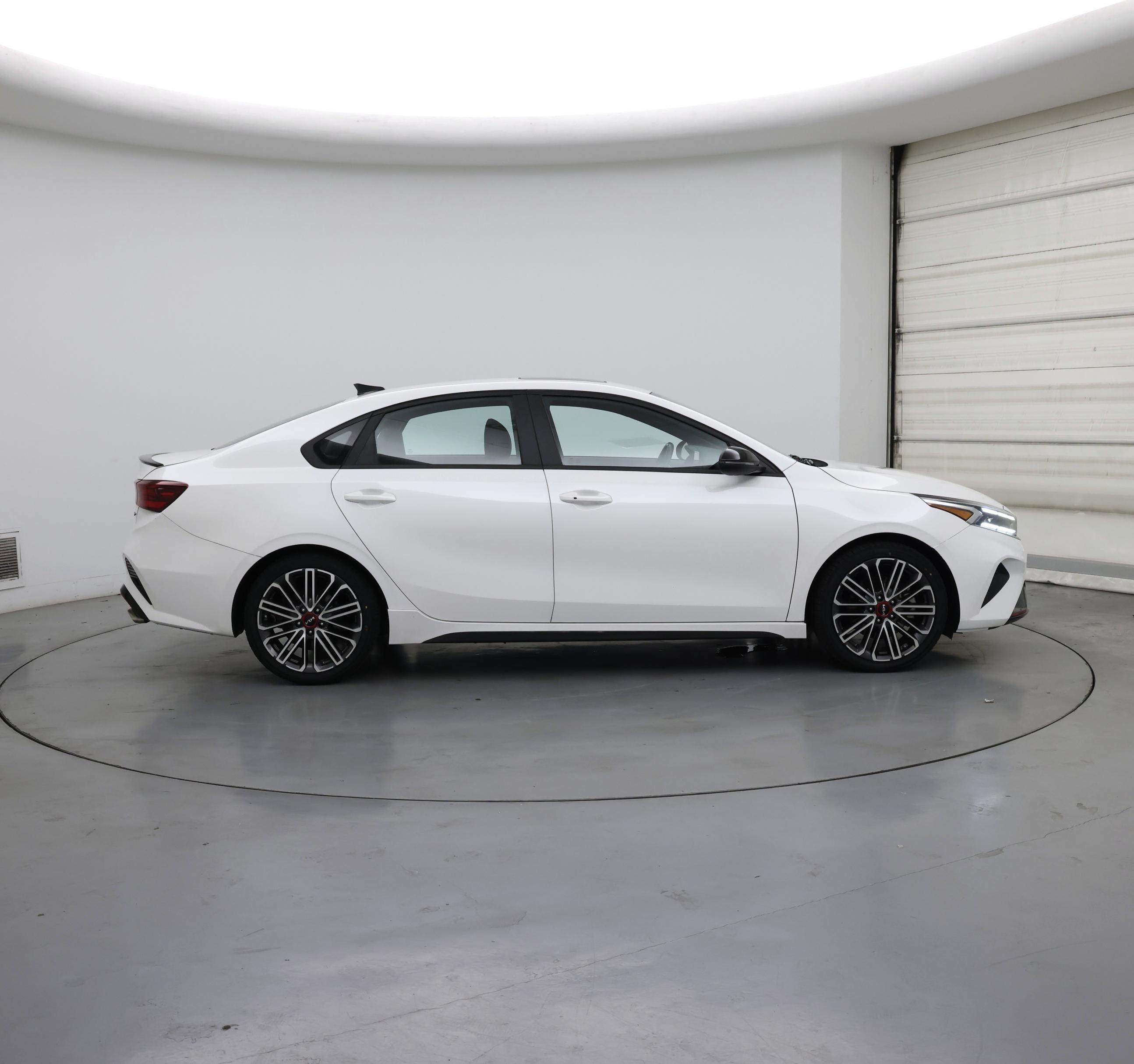 Thumbnail: 2023 Kia Forte - 7