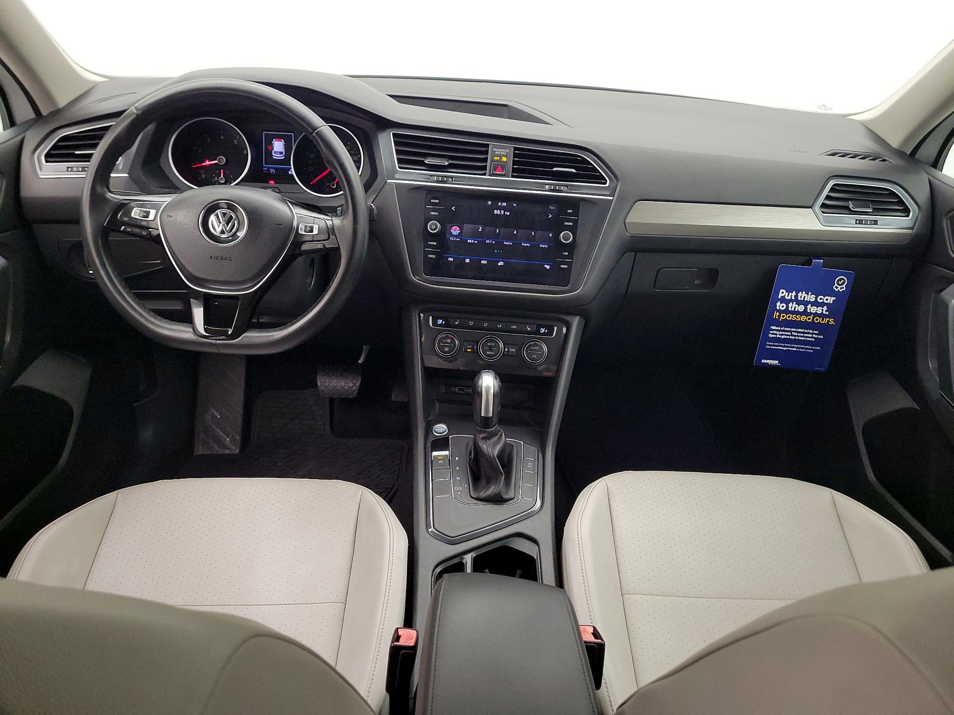 Thumbnail: 2020 Volkswagen Tiguan - 9