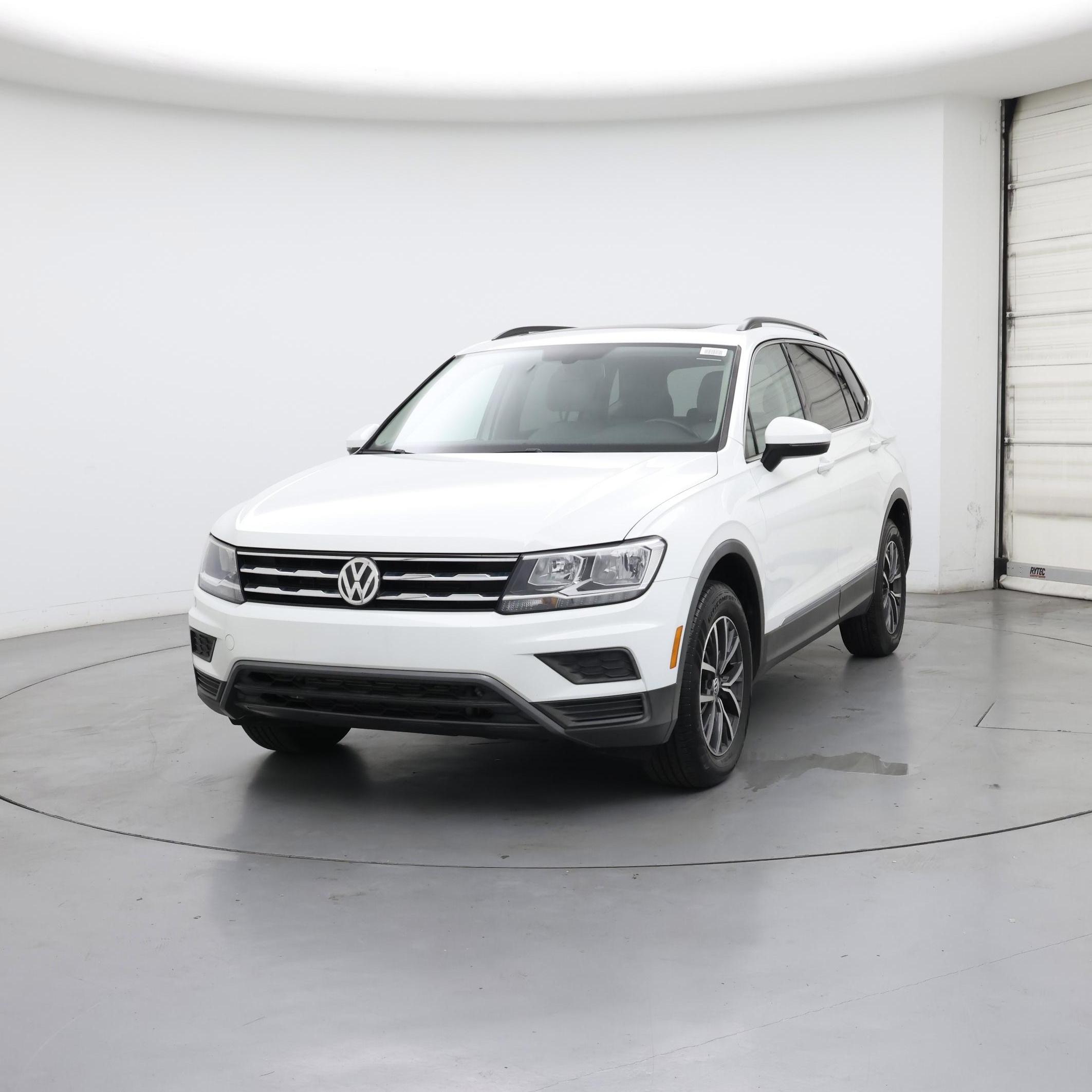 Thumbnail: 2020 Volkswagen Tiguan - 4