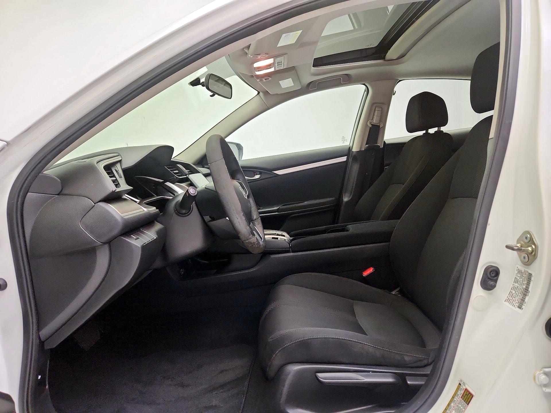 Thumbnail: 2017 Honda Civic - 11