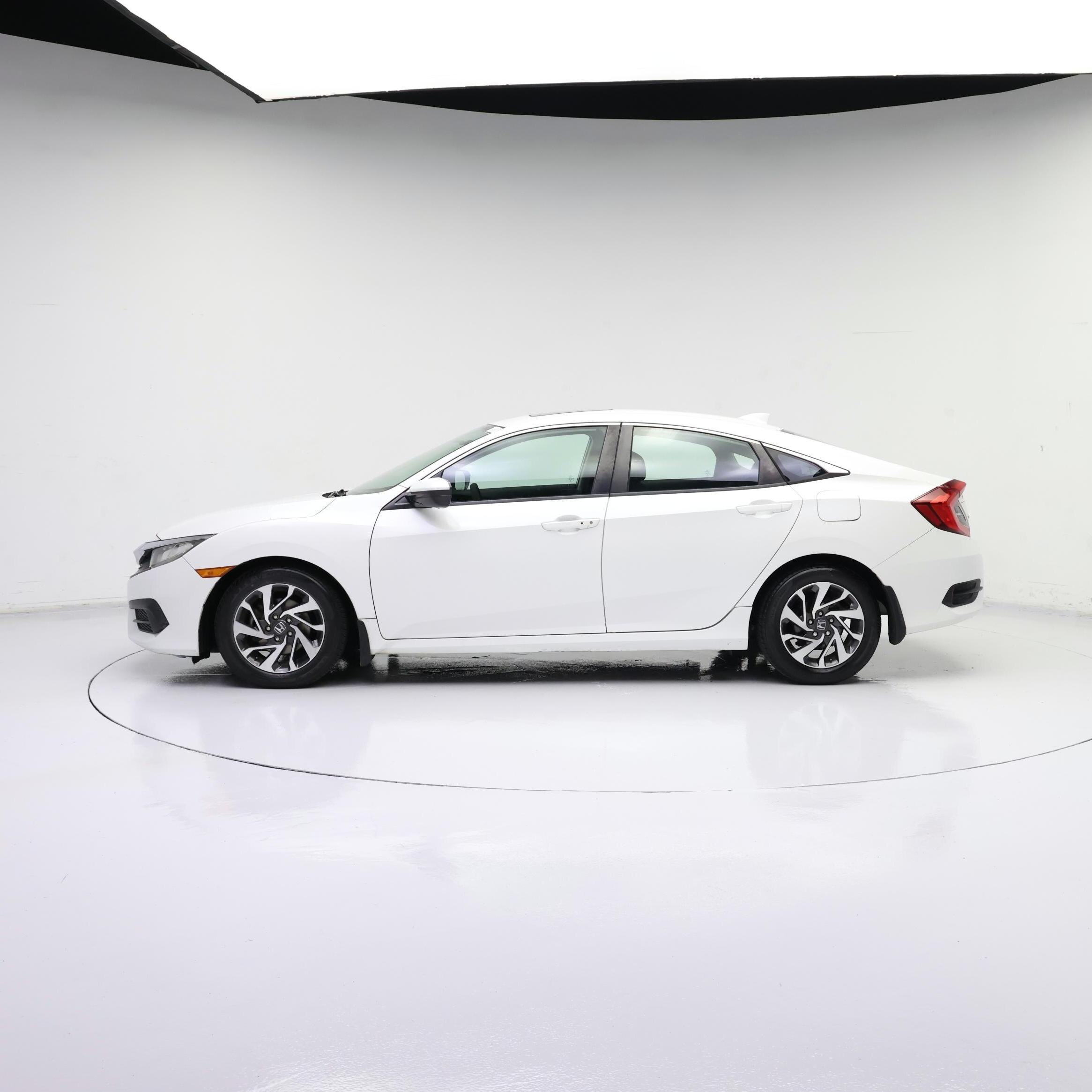 Thumbnail: 2017 Honda Civic - 3