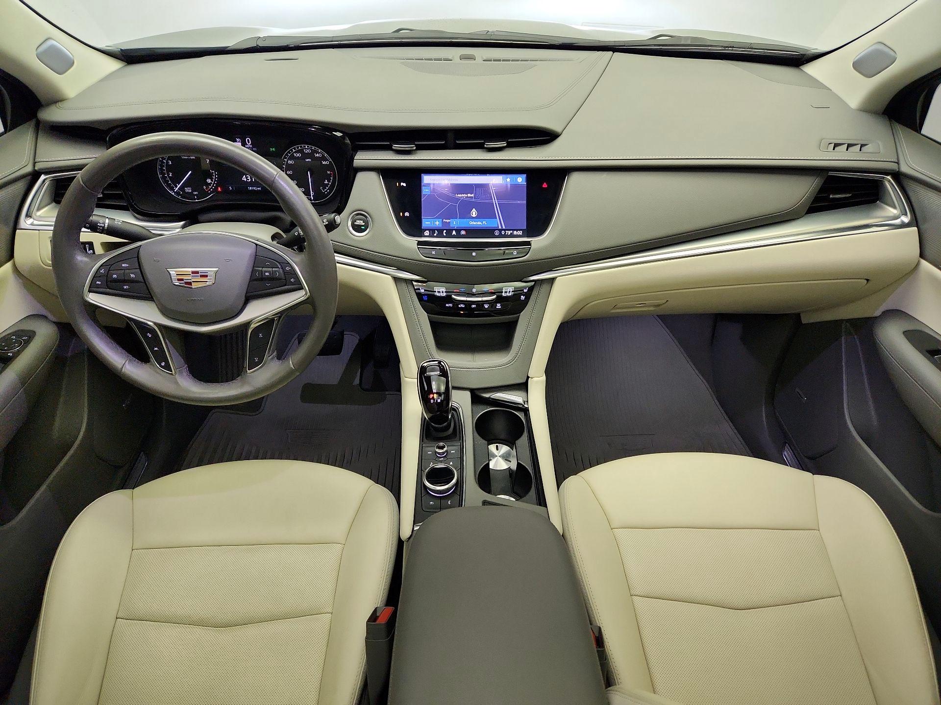 Thumbnail: 2020 Cadillac XT5 - 9