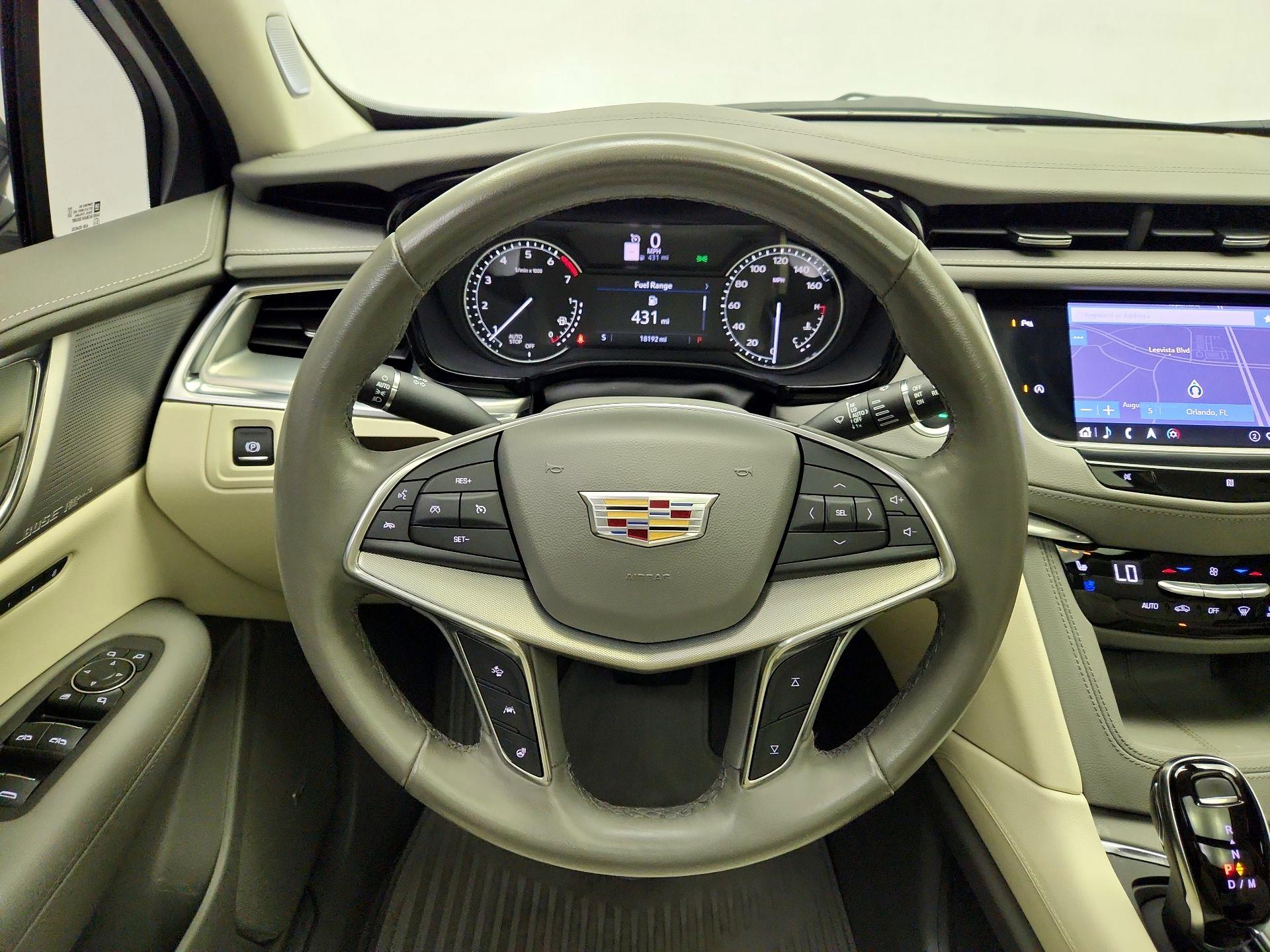 Thumbnail: 2020 Cadillac XT5 - 10