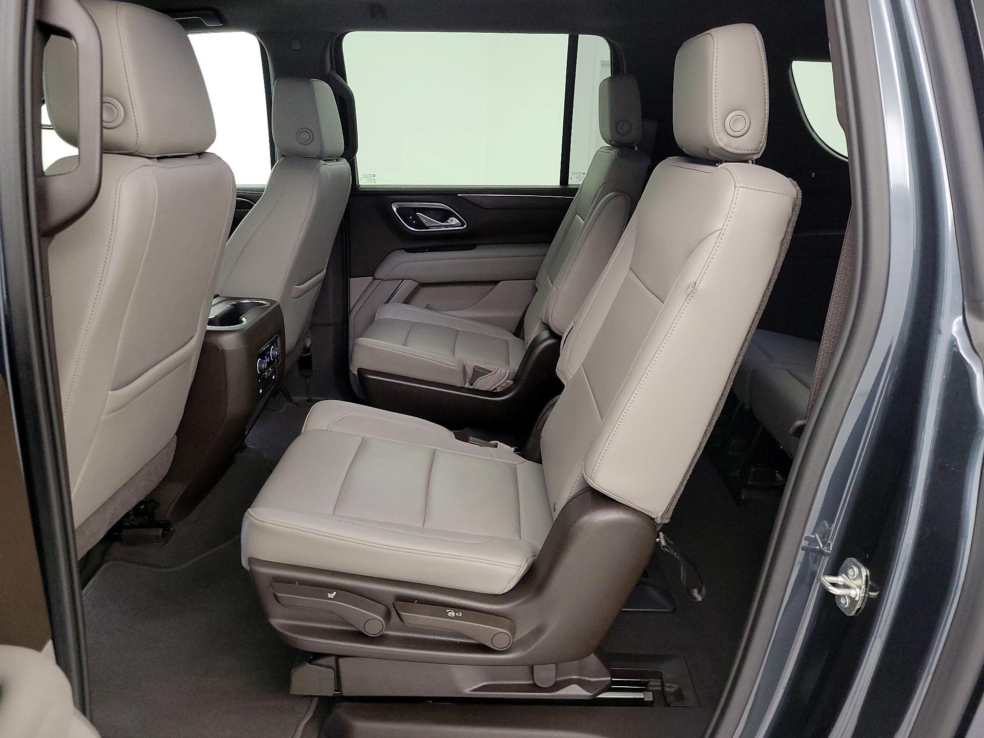 Thumbnail: 2021 Chevrolet Suburban - 19
