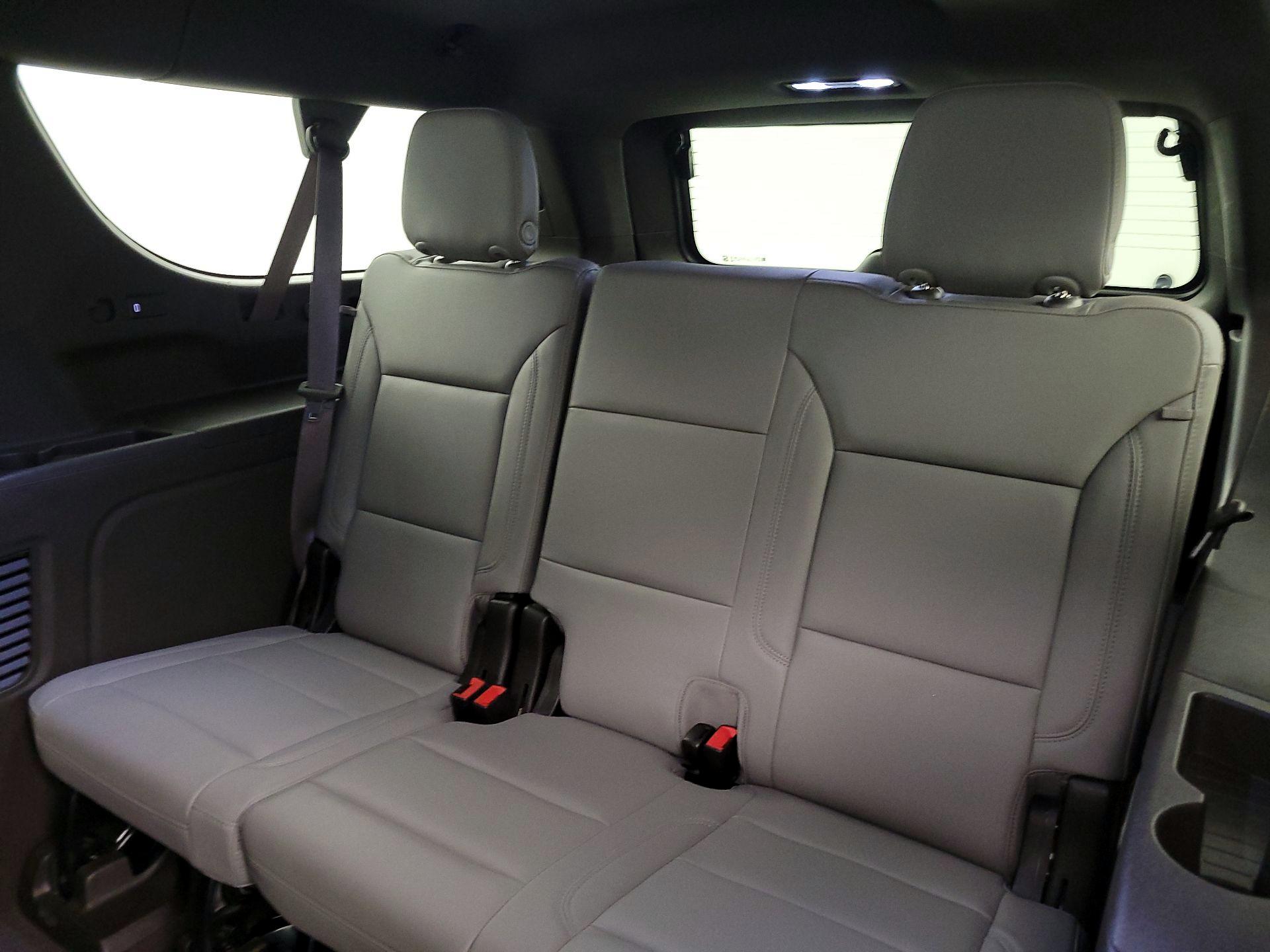 Thumbnail: 2021 Chevrolet Suburban - 20