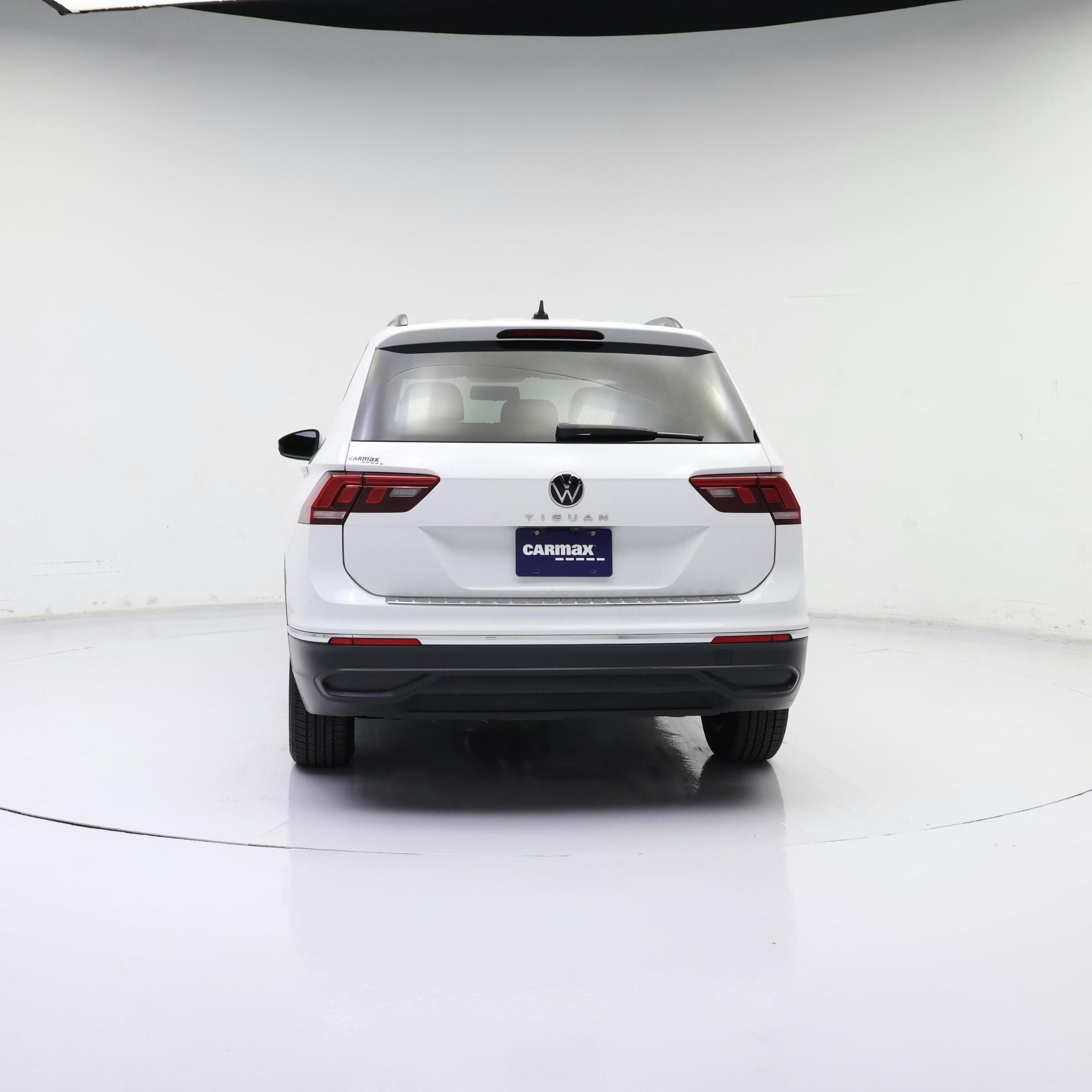 Thumbnail: 2022 Volkswagen Tiguan - 6