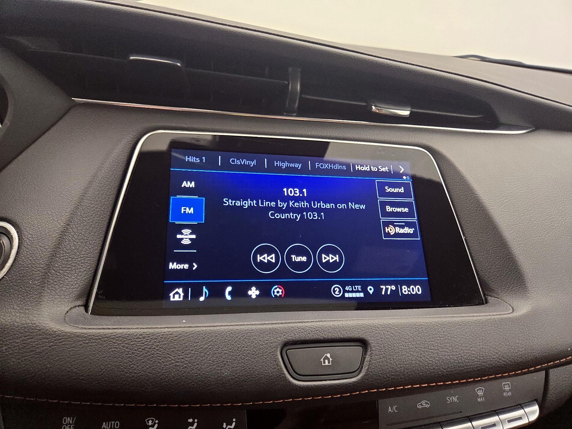 Thumbnail: 2023 Cadillac XT4 - 15
