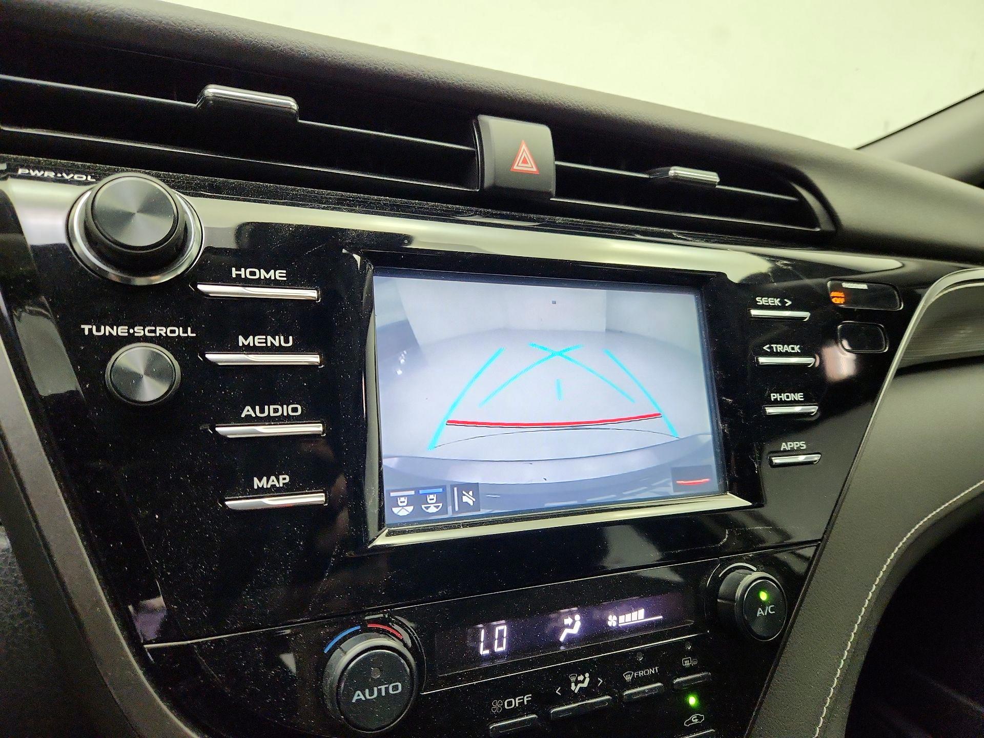 Thumbnail: 2019 Toyota Camry - 14