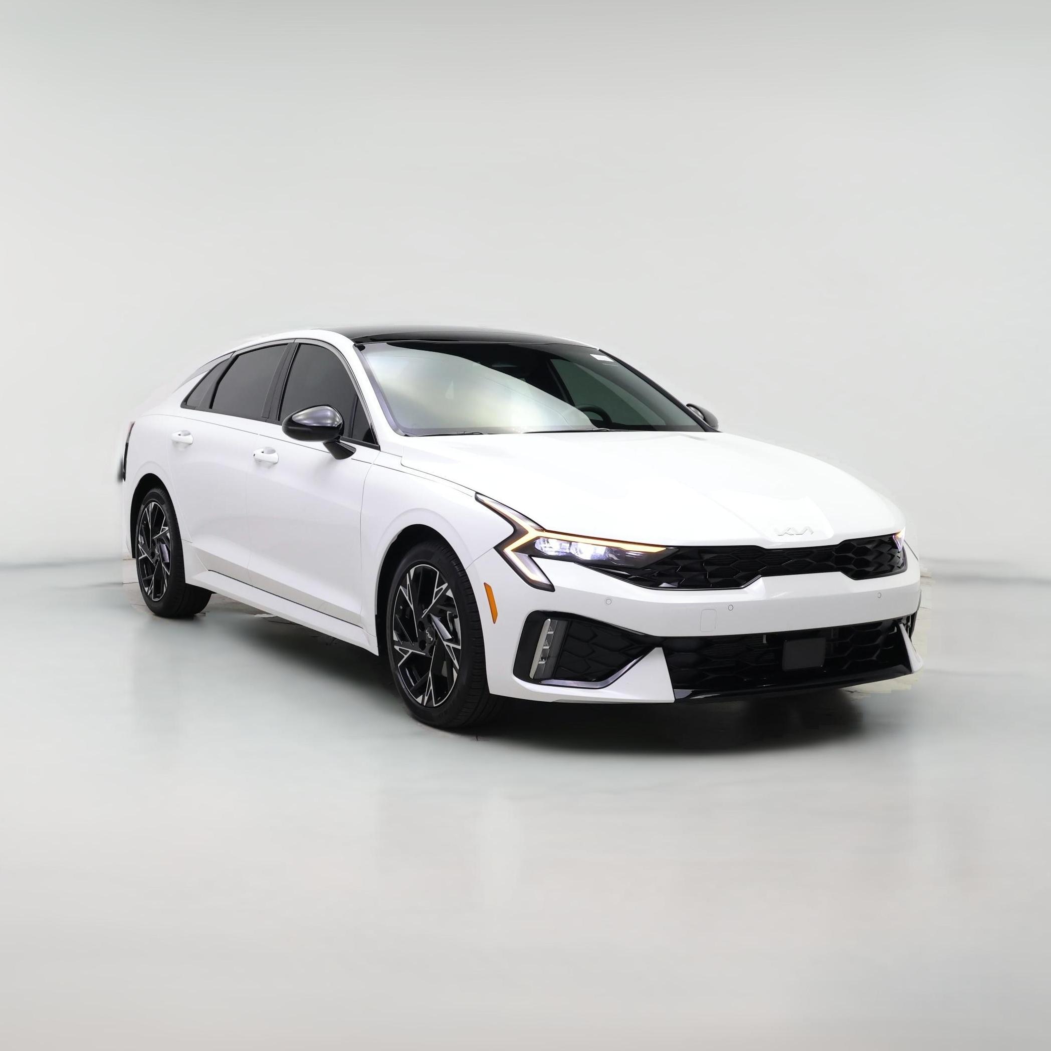 Thumbnail: 2025 Kia K5 - 1
