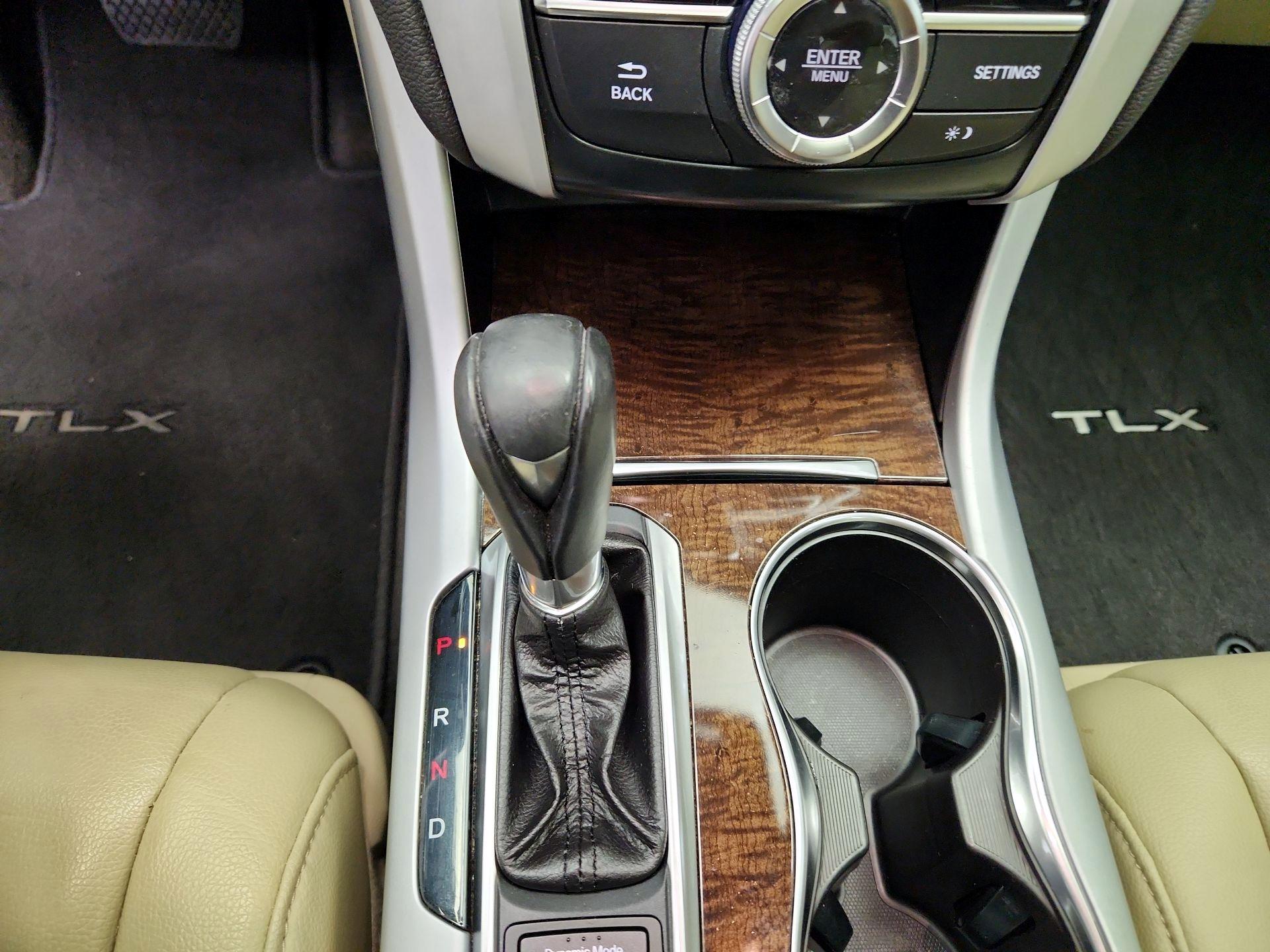 Thumbnail: 2019 Acura TLX - 17