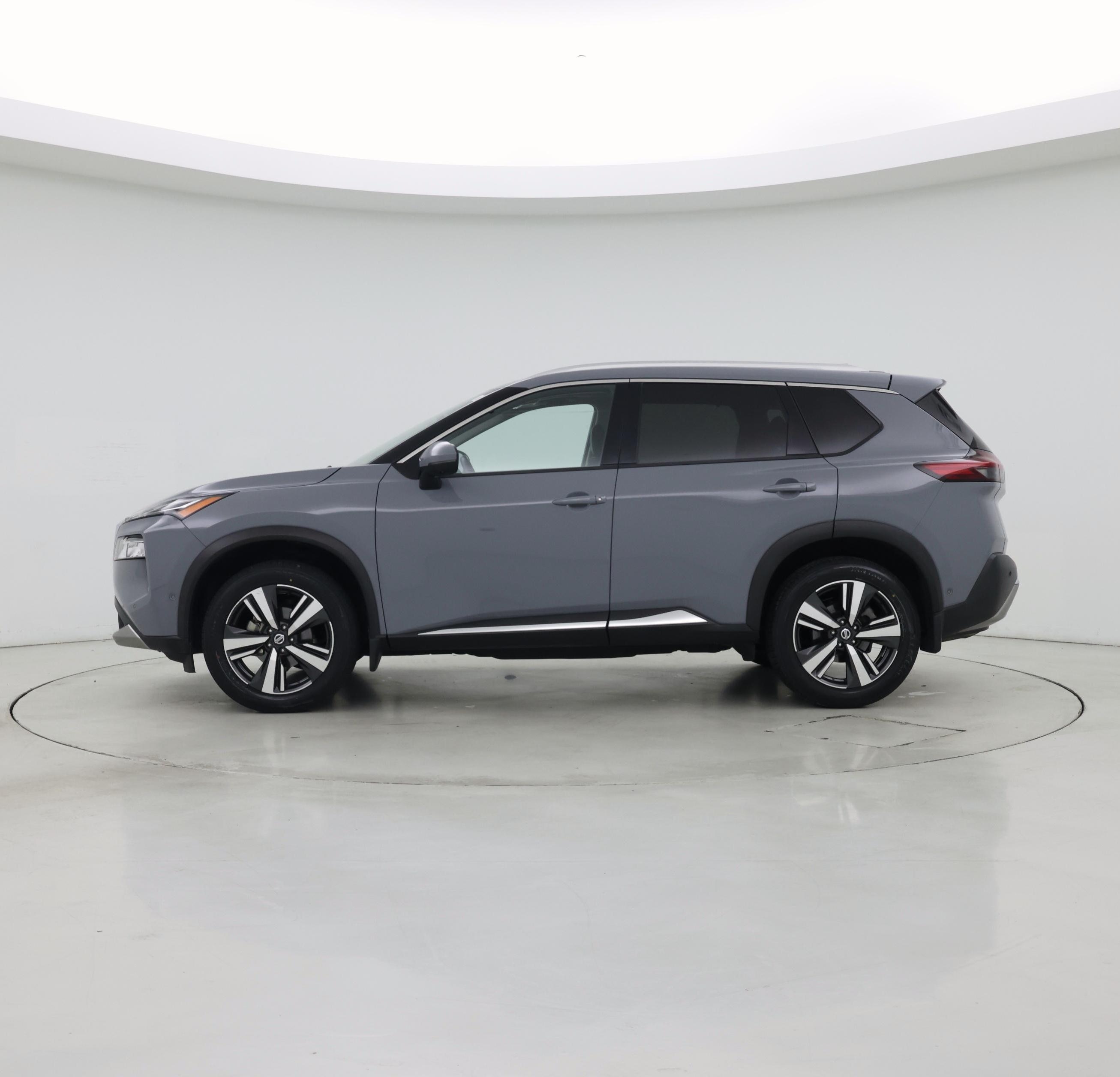 Thumbnail: 2021 Nissan Rogue - 3