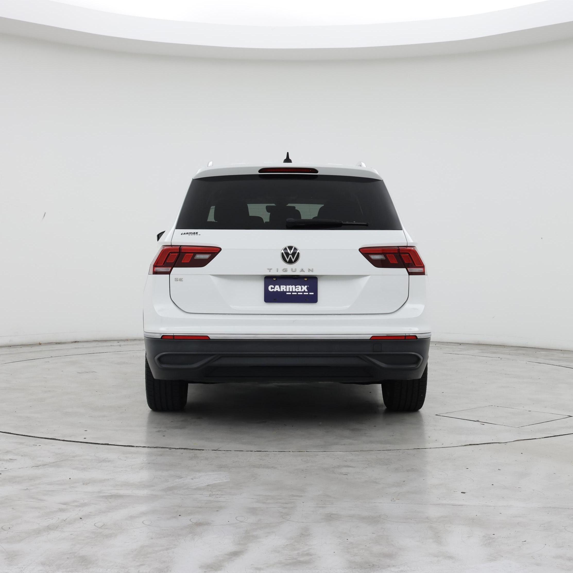 Thumbnail: 2022 Volkswagen Tiguan - 6