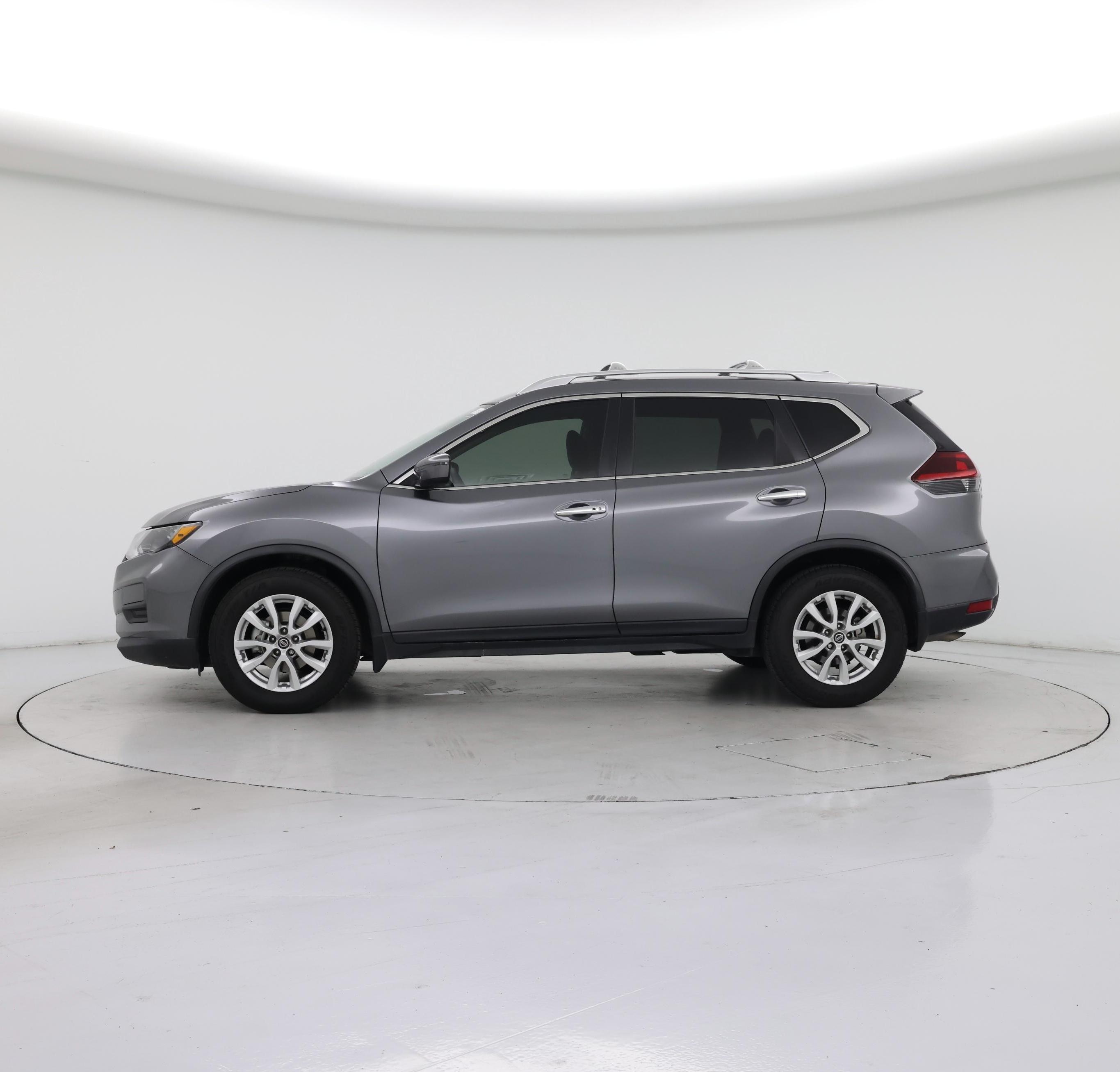 Thumbnail: 2020 Nissan Rogue - 3