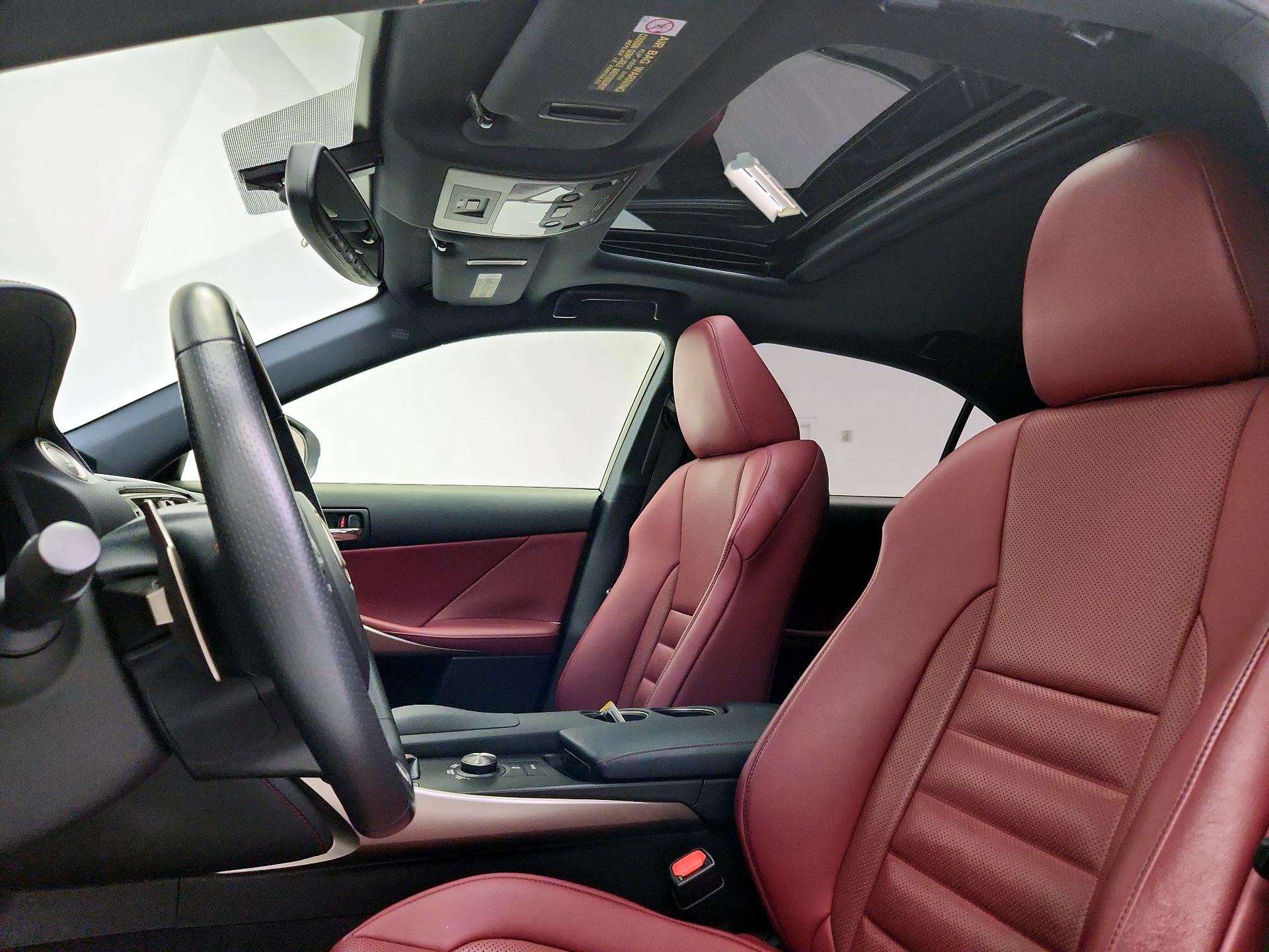 Thumbnail: 2015 Lexus IS - 20