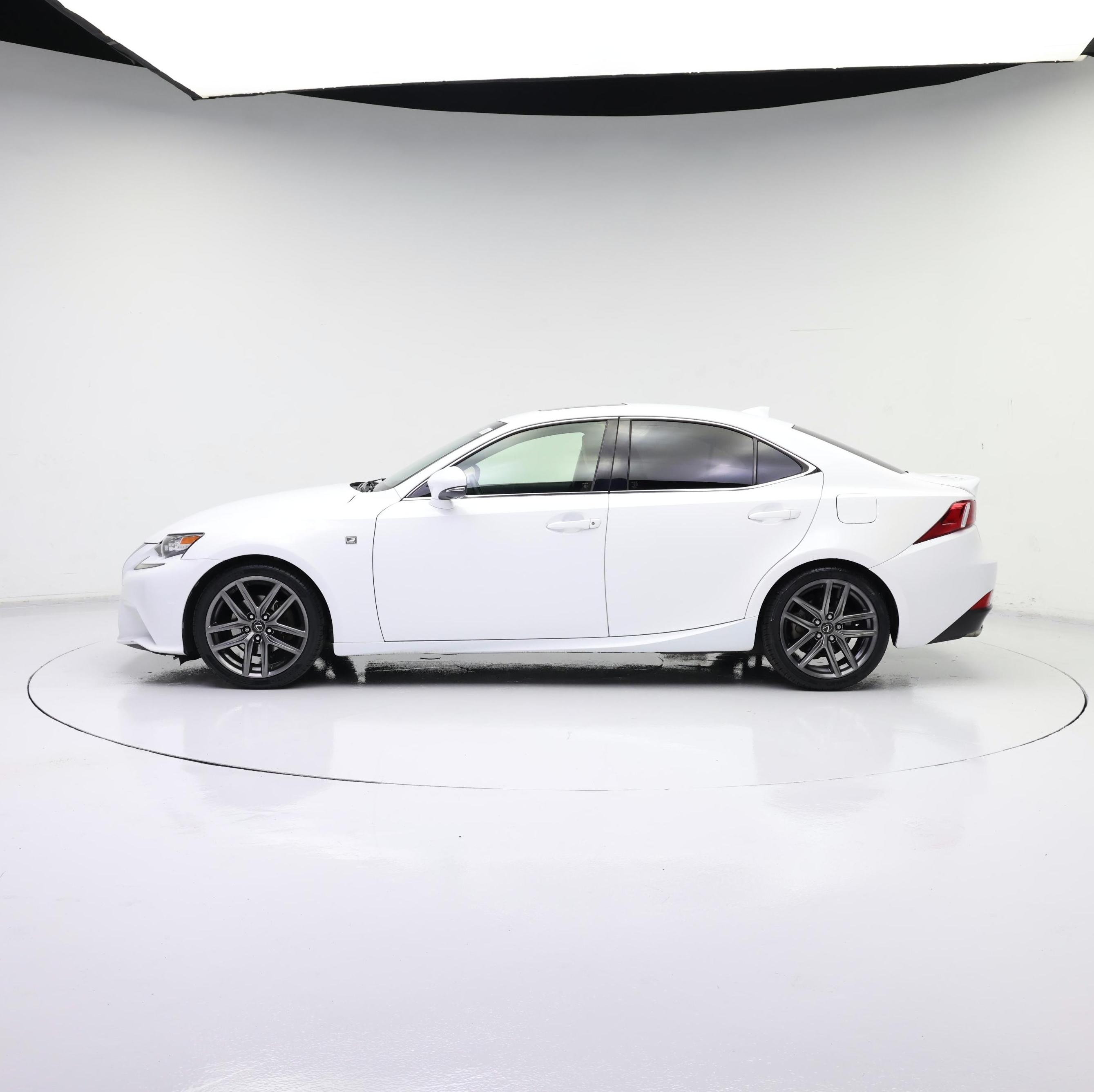 Thumbnail: 2015 Lexus IS - 3