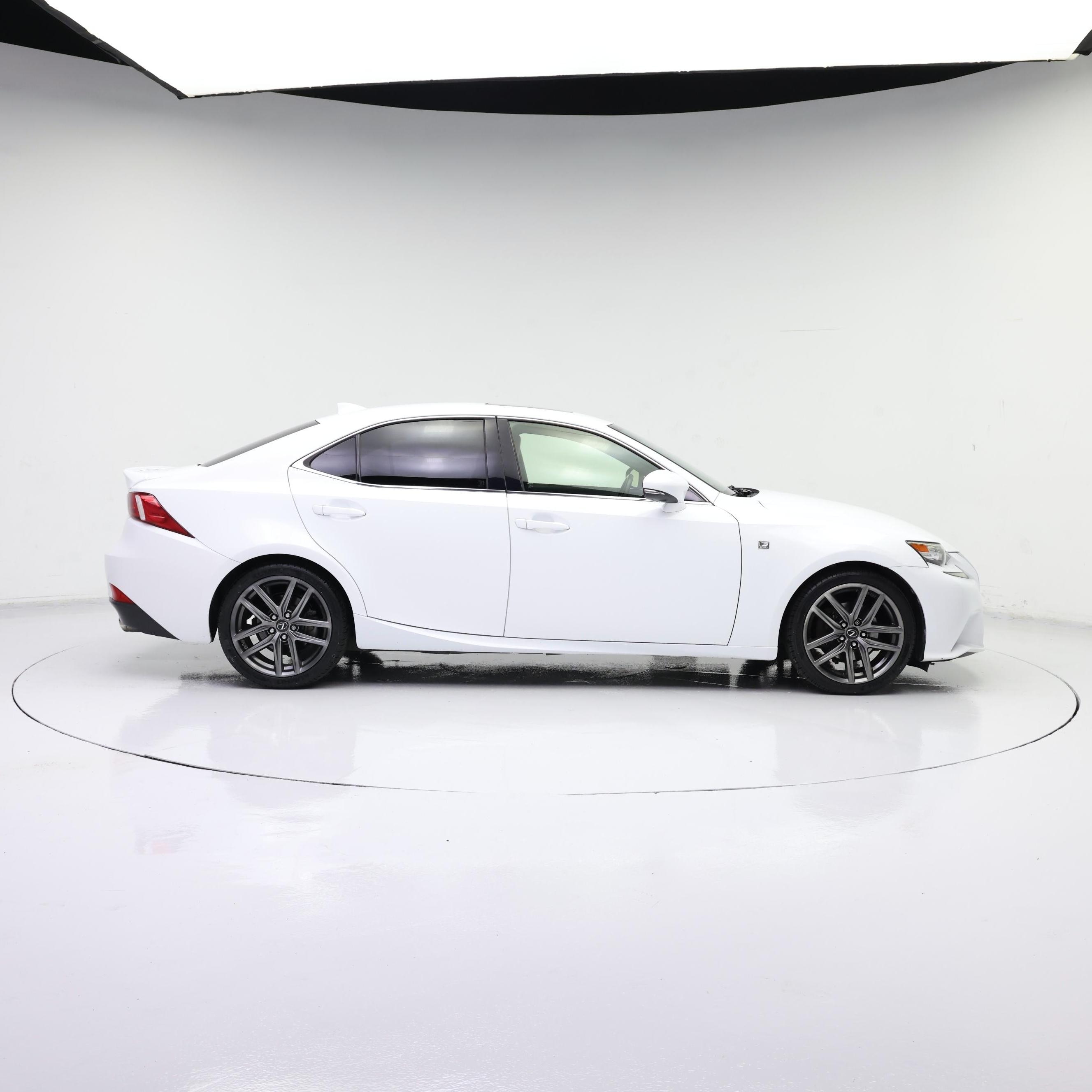 Thumbnail: 2015 Lexus IS - 7