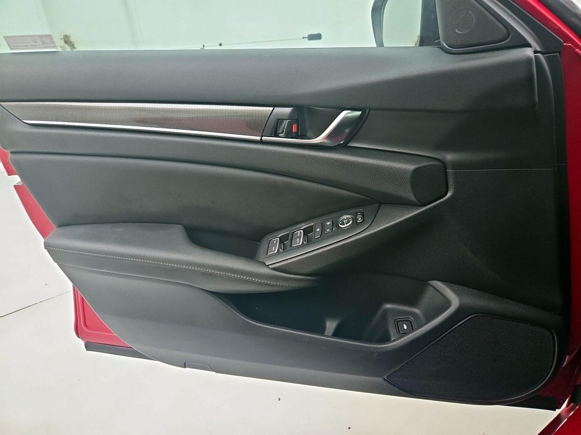 Thumbnail: 2022 Honda Accord - 12