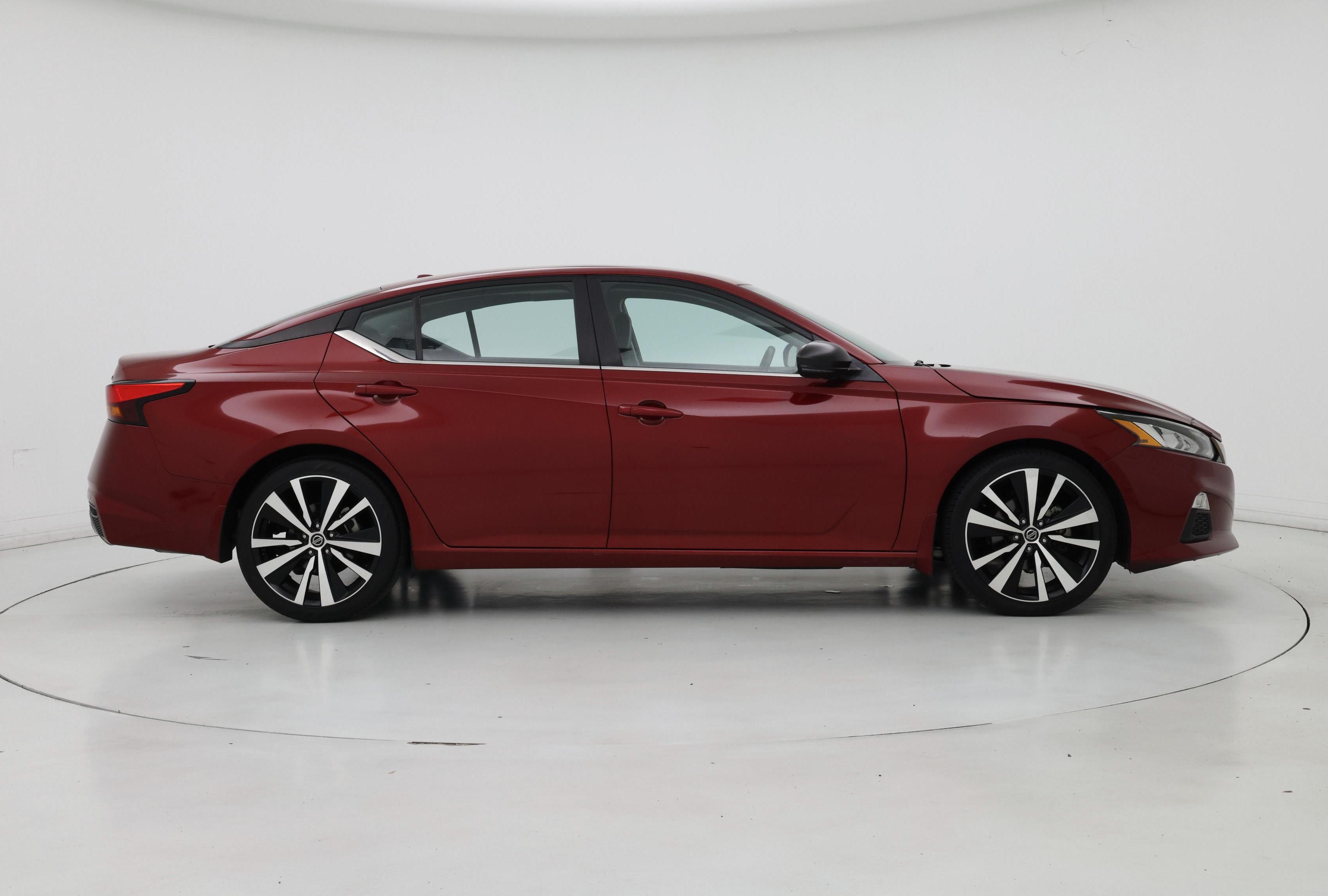 Thumbnail: 2021 Nissan Altima - 7