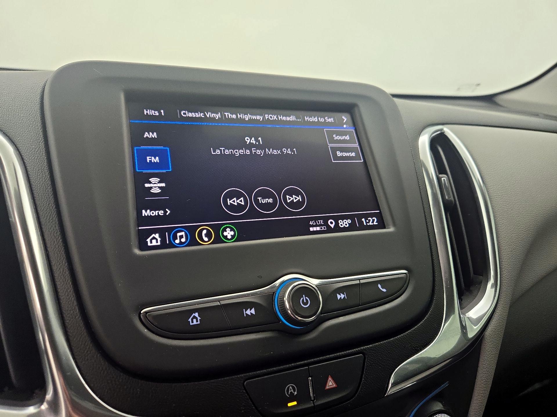 Thumbnail: 2022 Chevrolet Equinox - 15