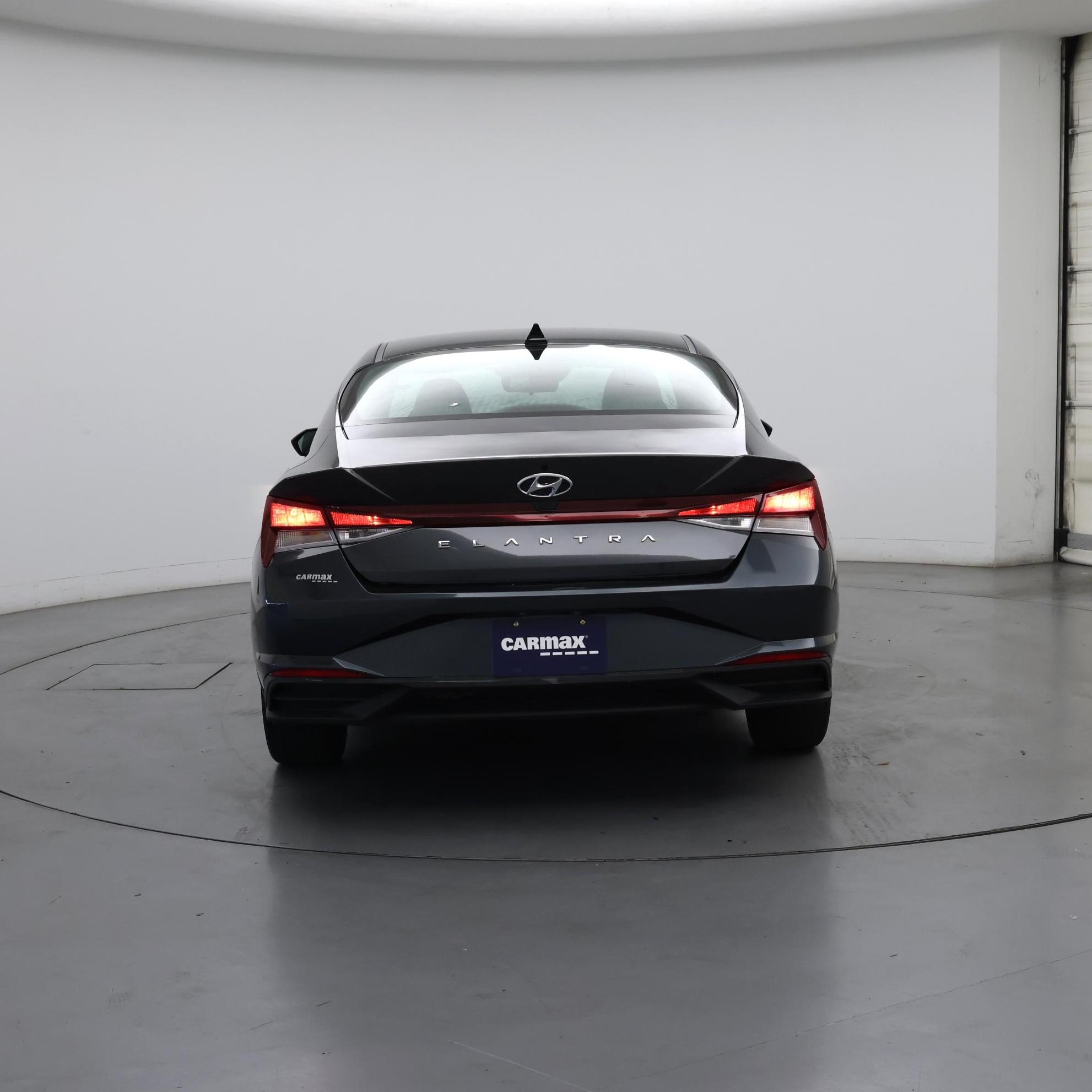 Thumbnail: 2023 Hyundai Elantra - 6