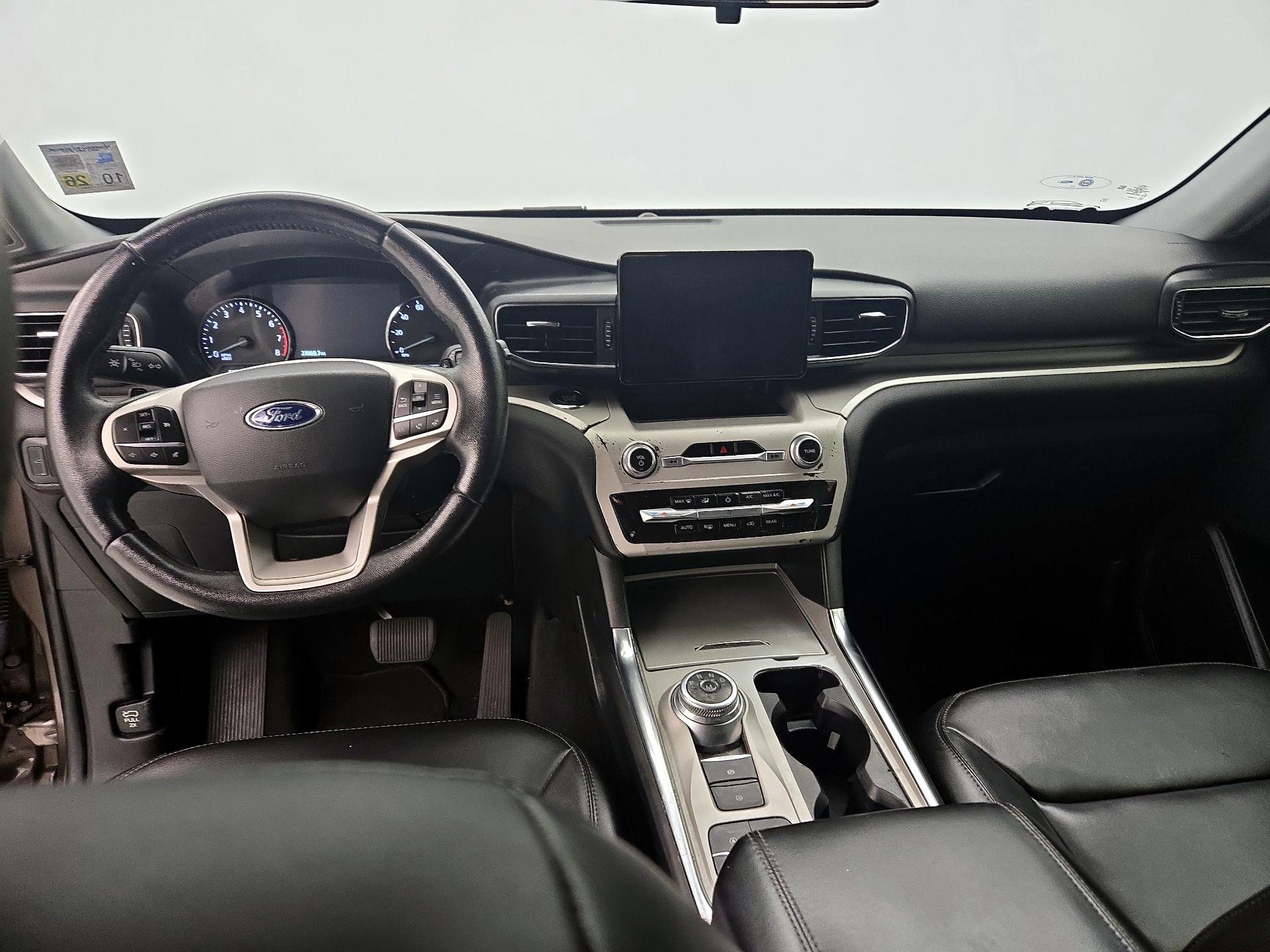 Thumbnail: 2021 Ford Explorer - 9