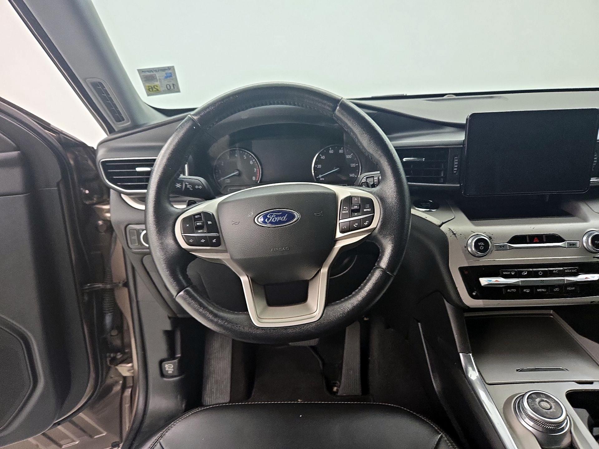 Thumbnail: 2021 Ford Explorer - 10