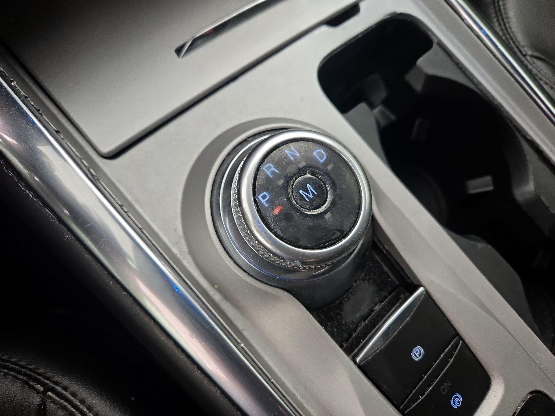Thumbnail: 2021 Ford Explorer - 17