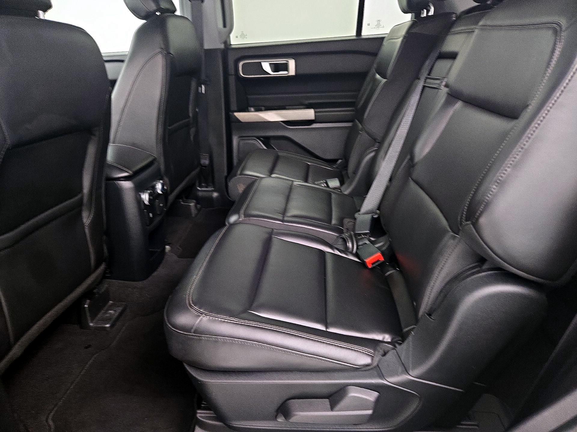 Thumbnail: 2021 Ford Explorer - 19