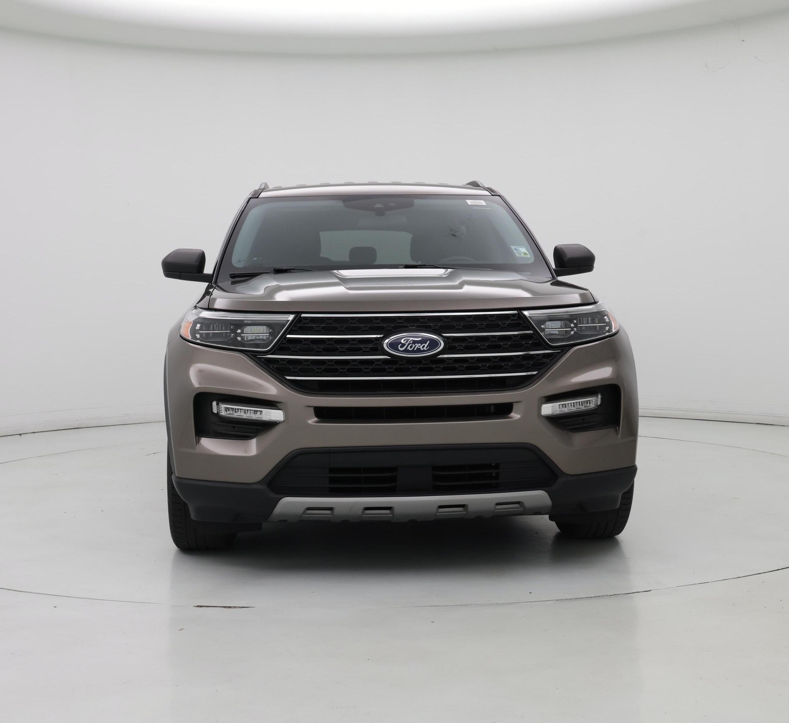 Thumbnail: 2021 Ford Explorer - 5