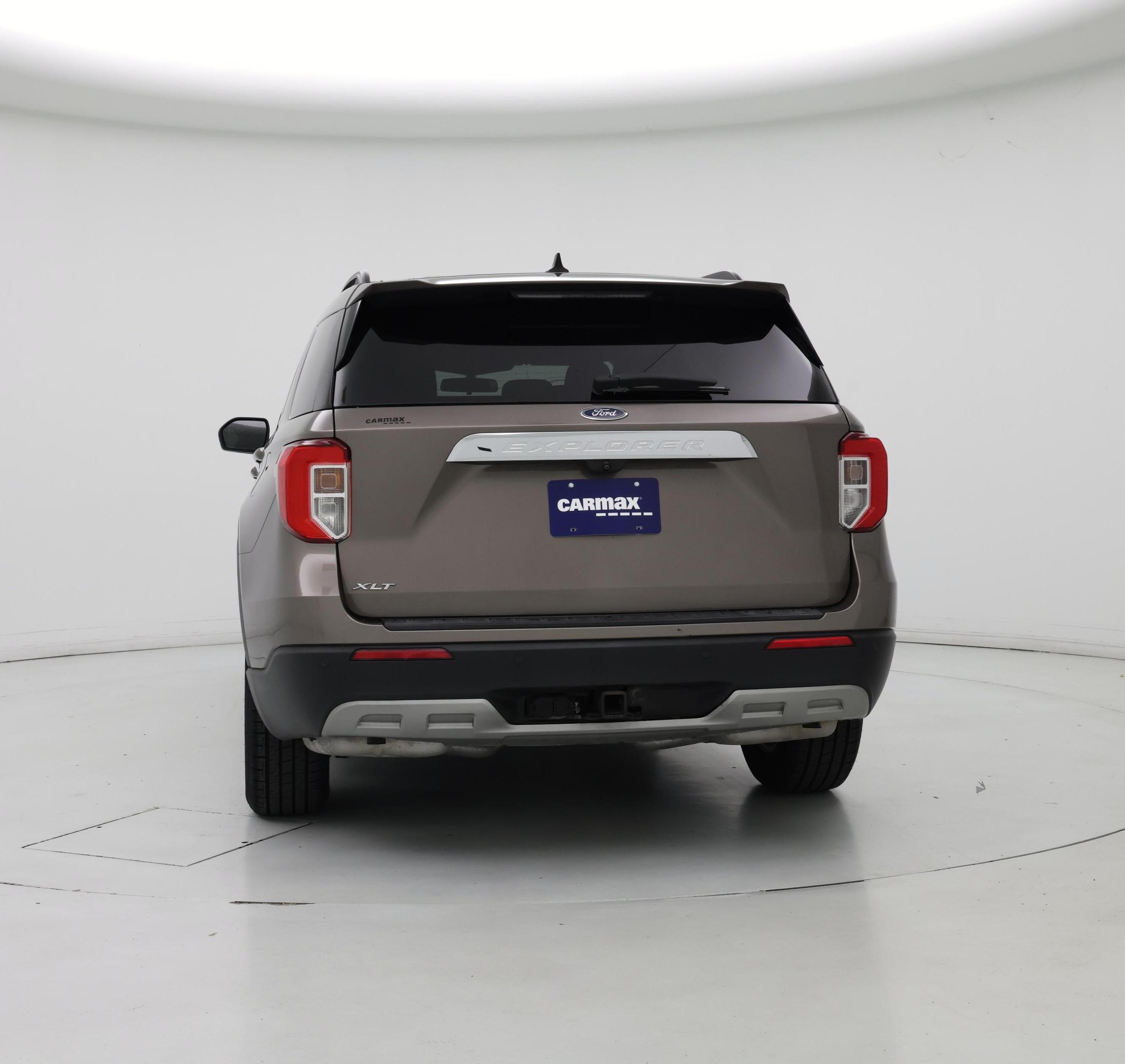 Thumbnail: 2021 Ford Explorer - 6