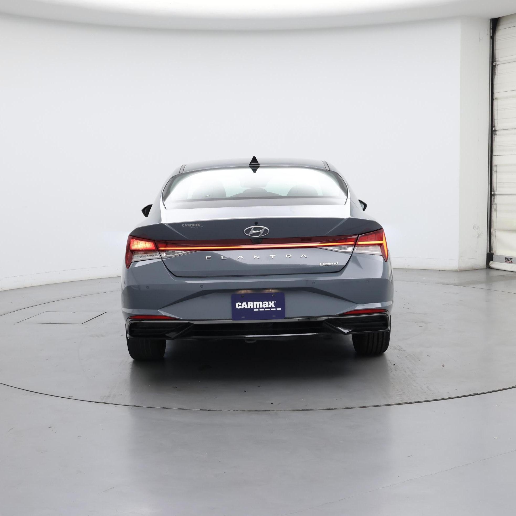 Thumbnail: 2022 Hyundai Elantra - 6