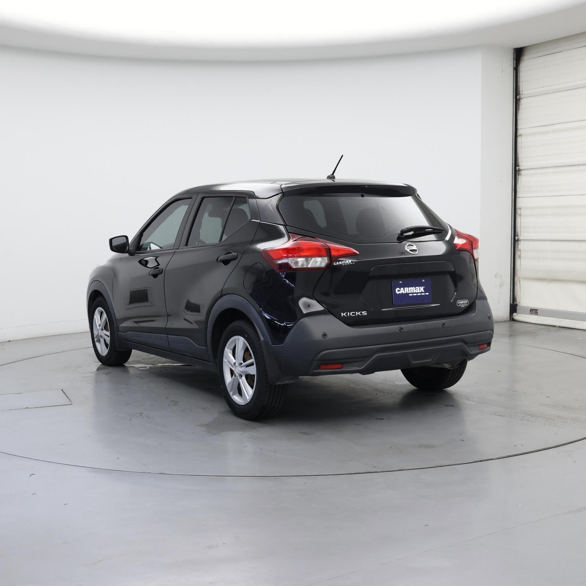 Thumbnail: 2020 Nissan Kicks - 2