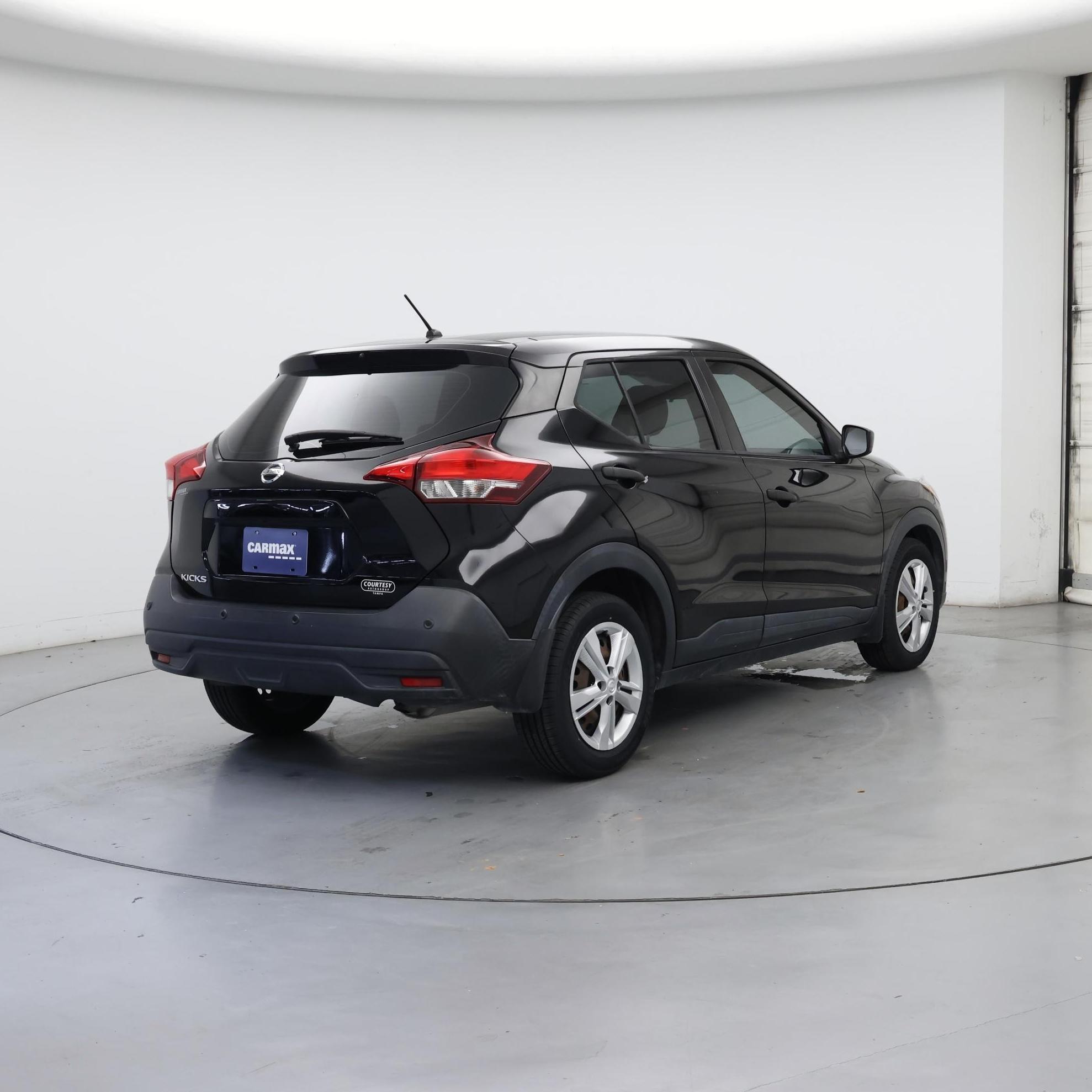 Thumbnail: 2020 Nissan Kicks - 8