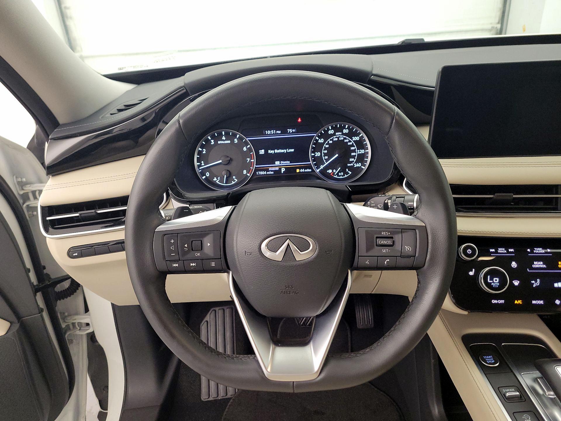 Thumbnail: 2023 INFINITI QX60 - 10