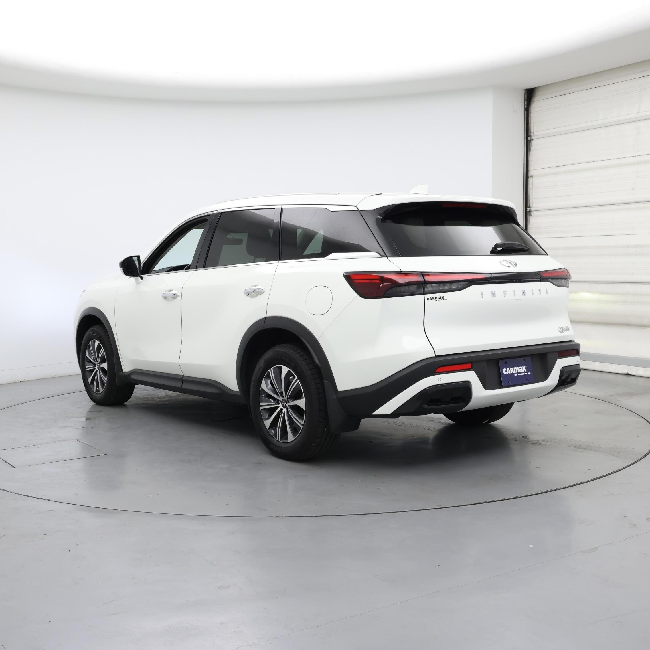 Thumbnail: 2023 INFINITI QX60 - 2