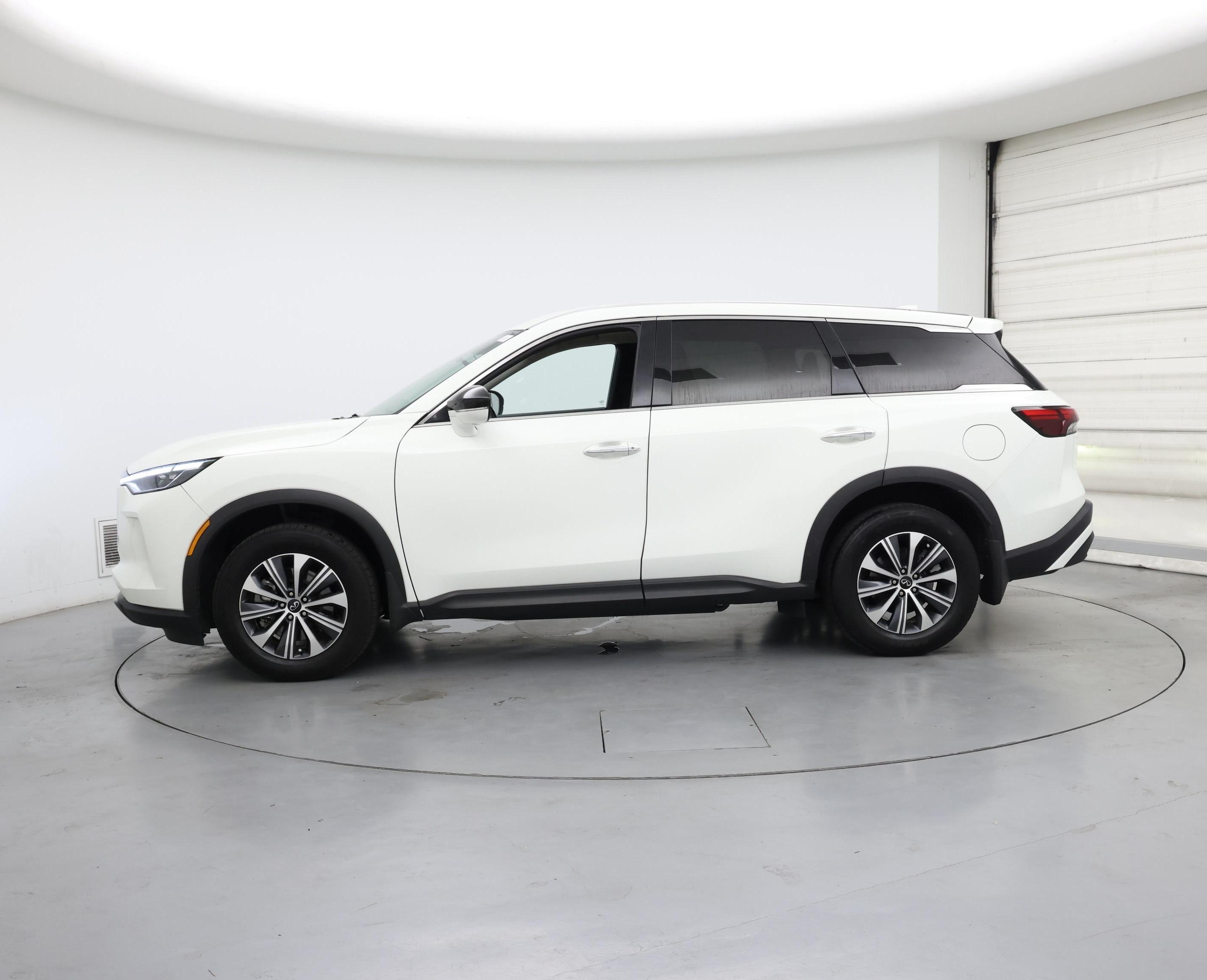 Thumbnail: 2023 INFINITI QX60 - 3