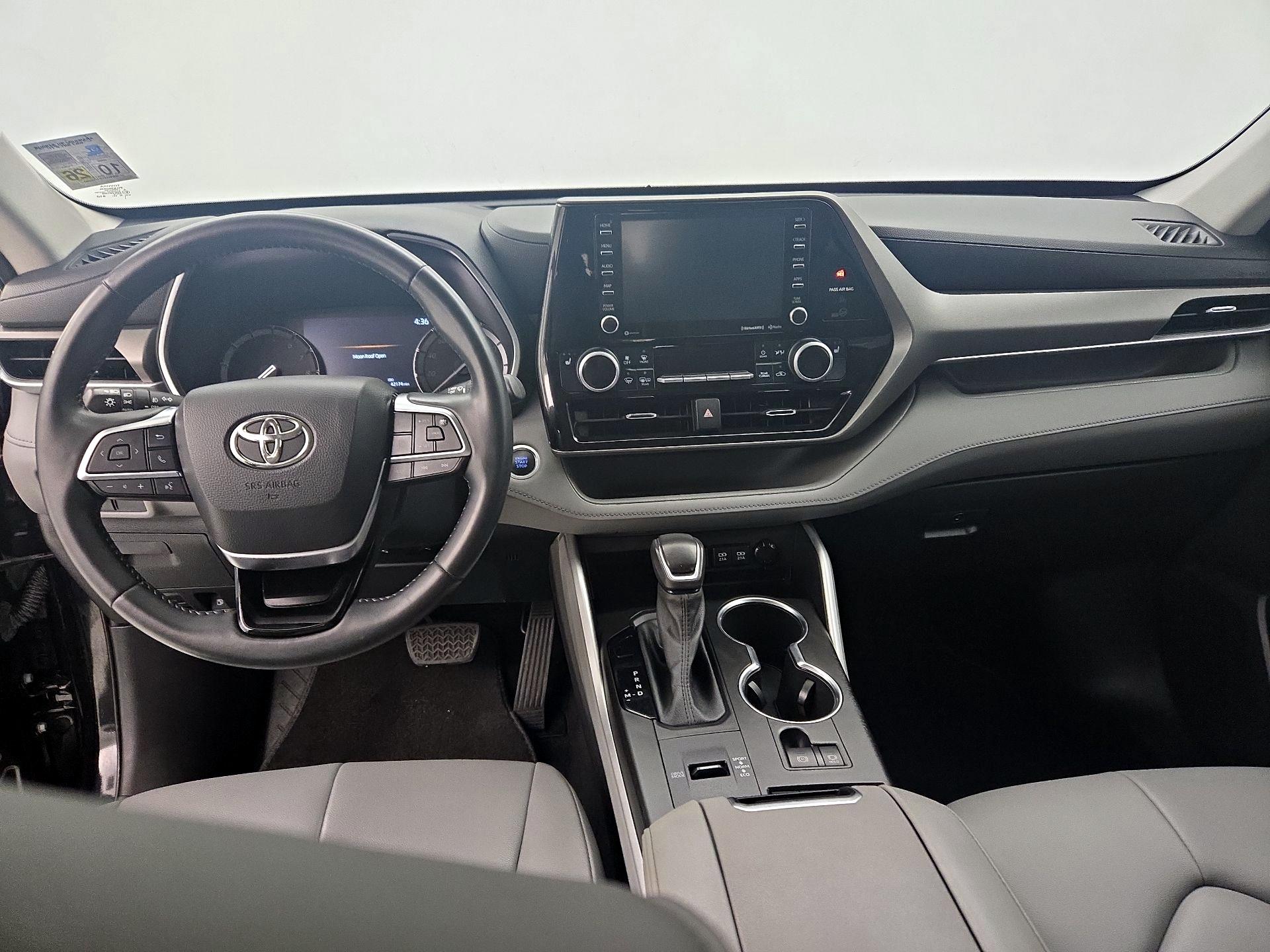 Thumbnail: 2021 Toyota Highlander - 9