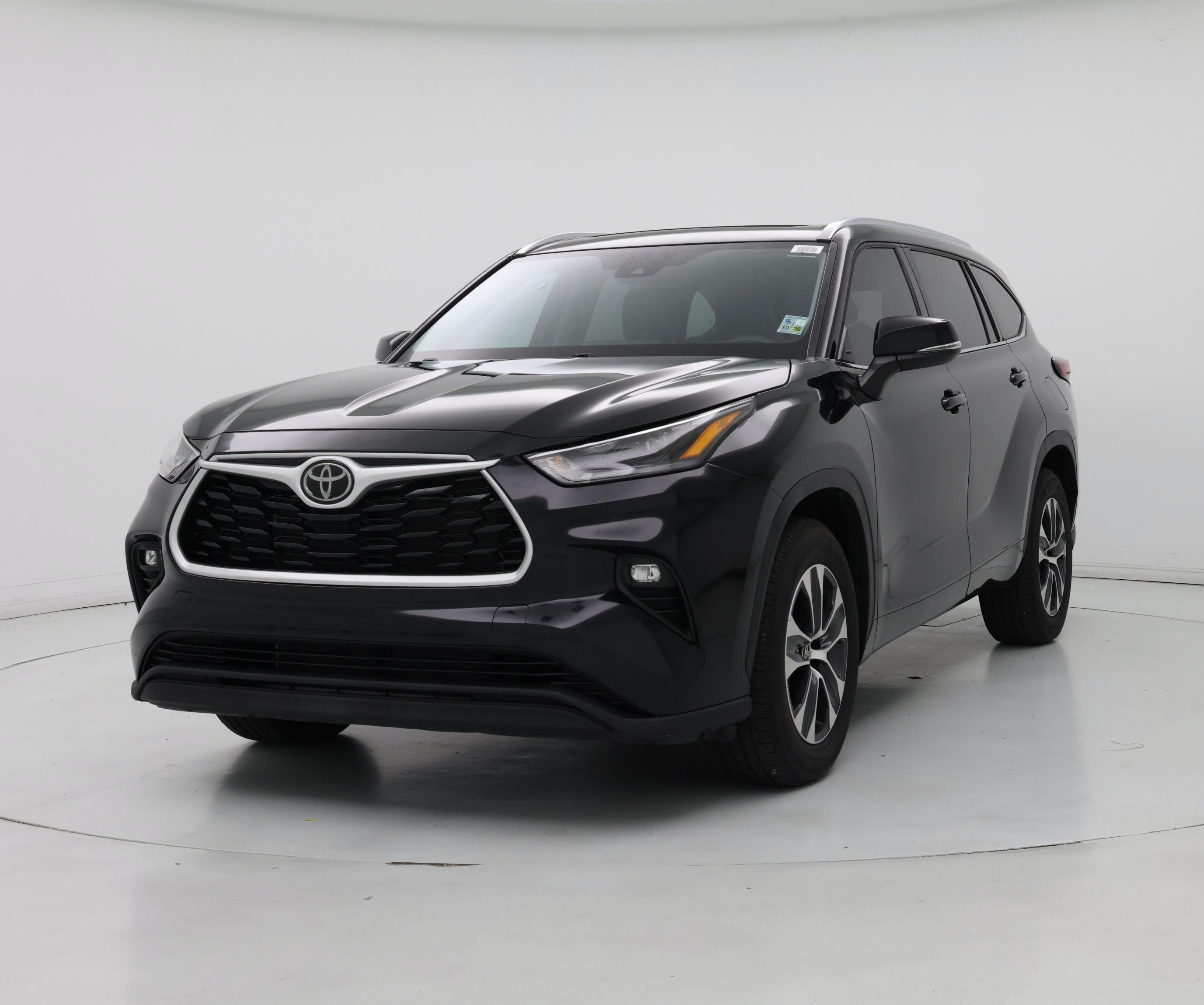 Thumbnail: 2021 Toyota Highlander - 4