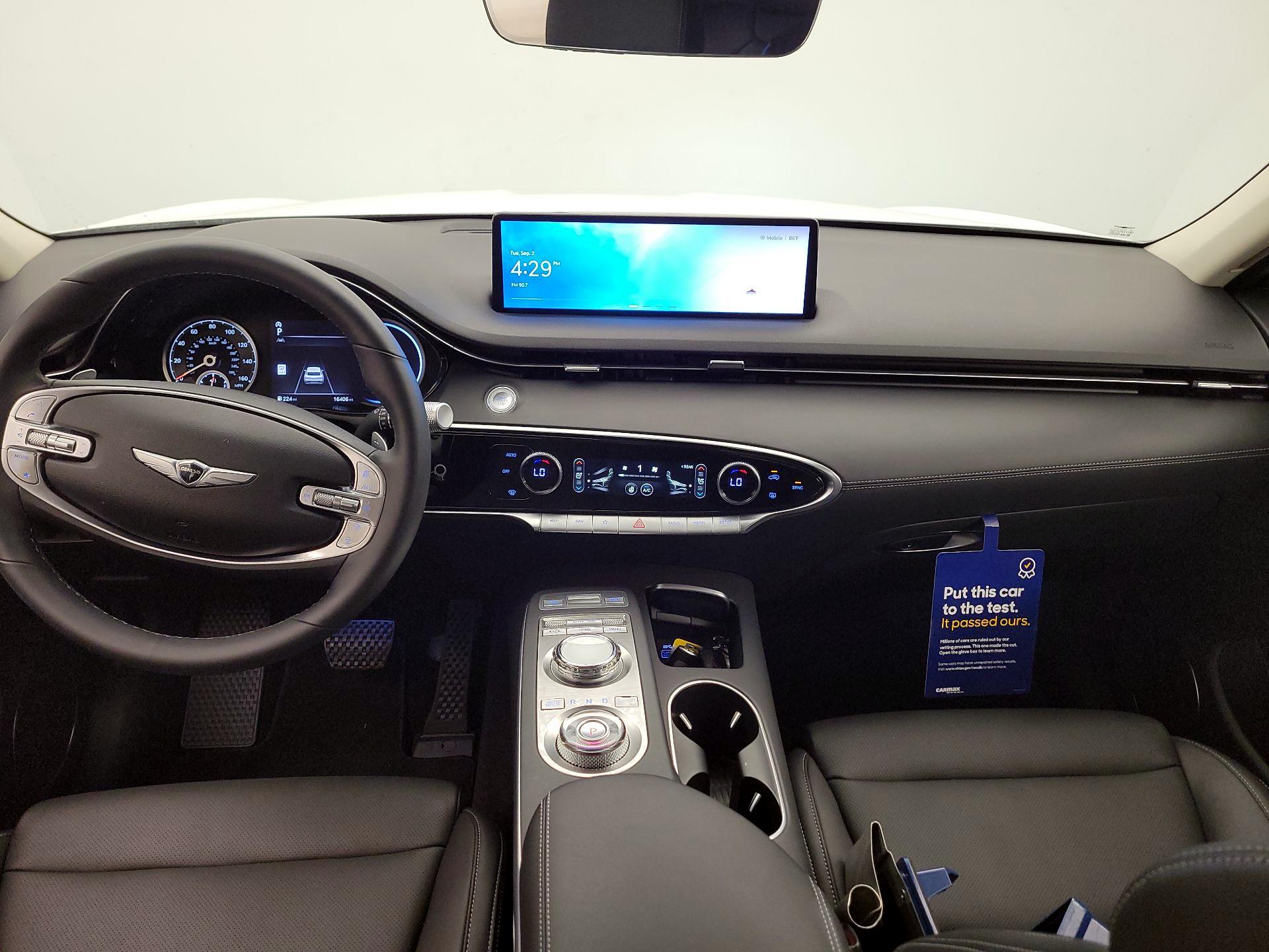 Thumbnail: 2023 Genesis GV70 - 9