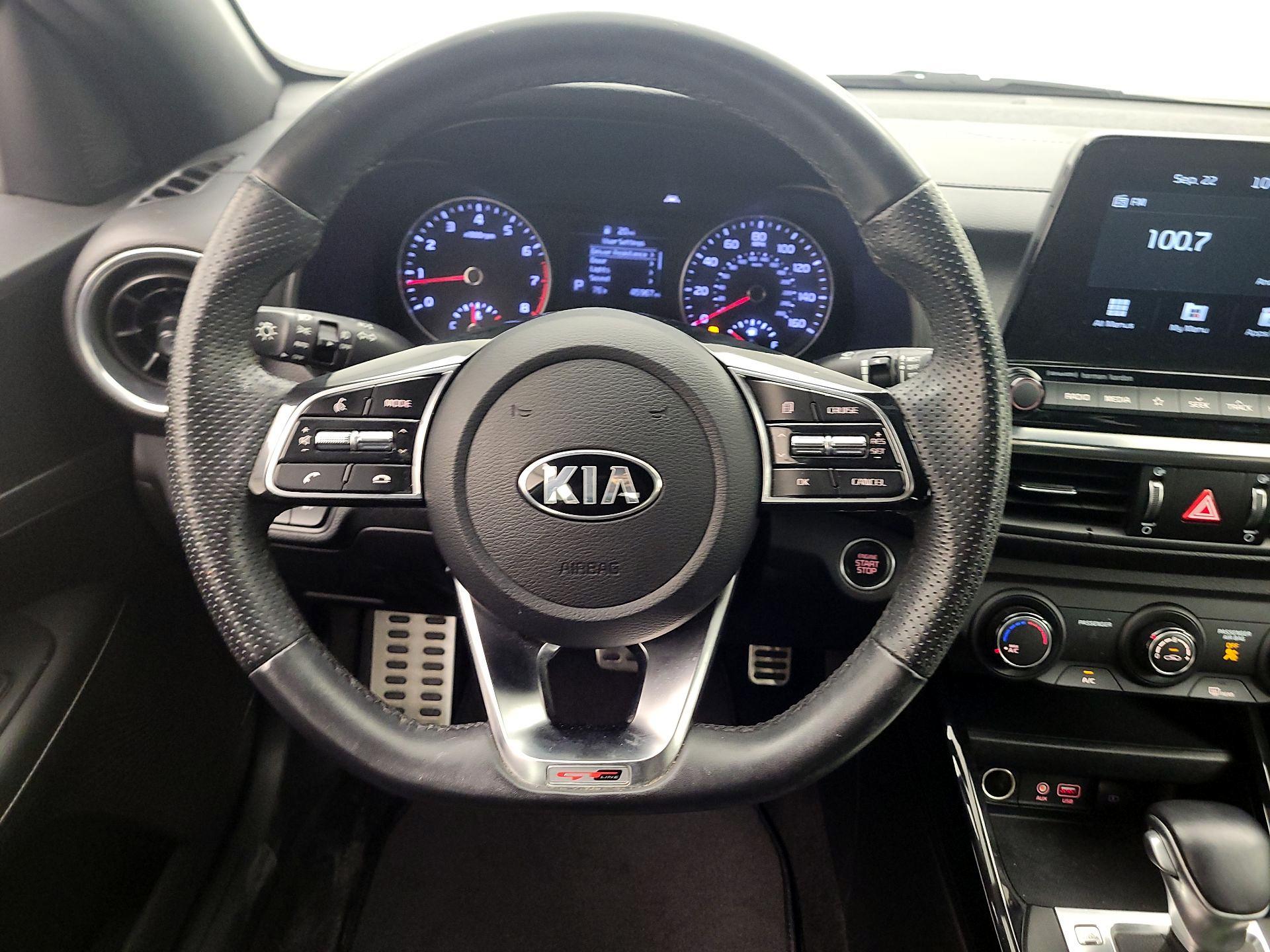 Thumbnail: 2021 Kia Forte - 10