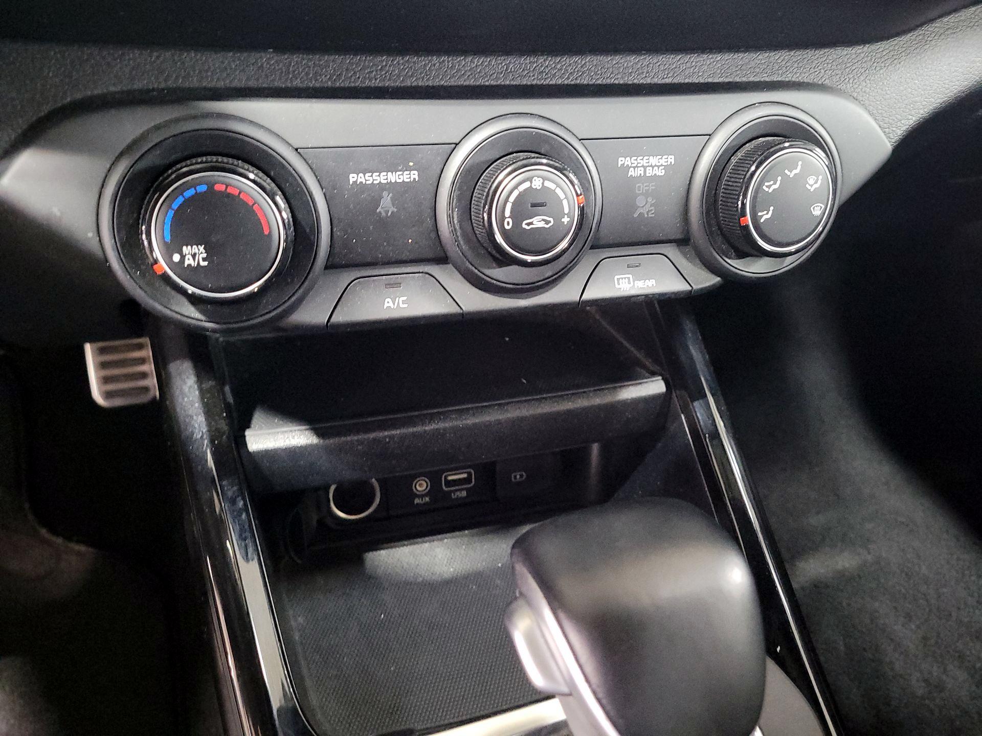 Thumbnail: 2021 Kia Forte - 15