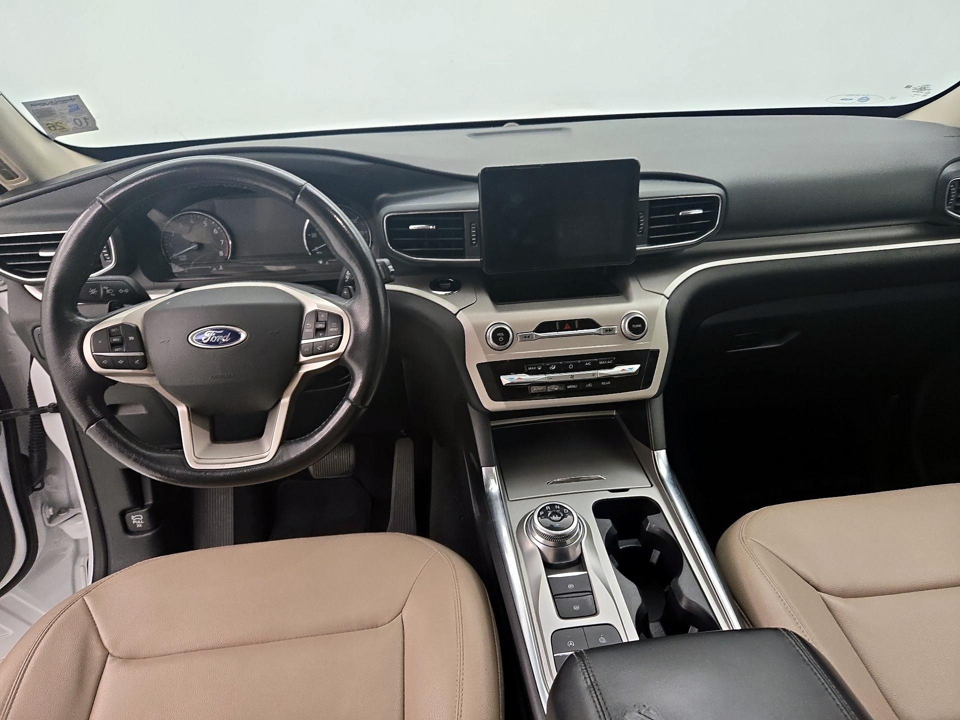 Thumbnail: 2020 Ford Explorer - 9