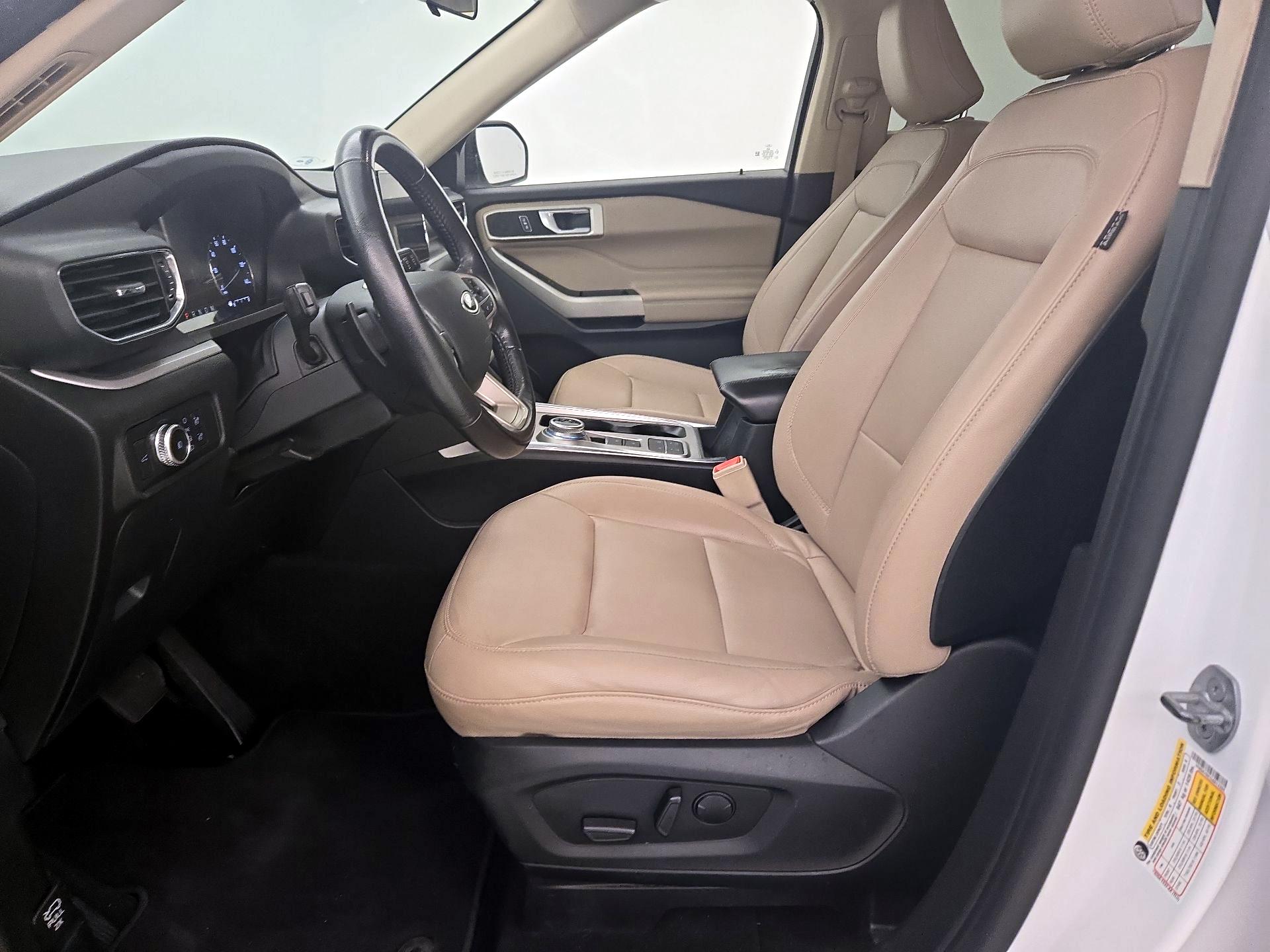 Thumbnail: 2020 Ford Explorer - 11