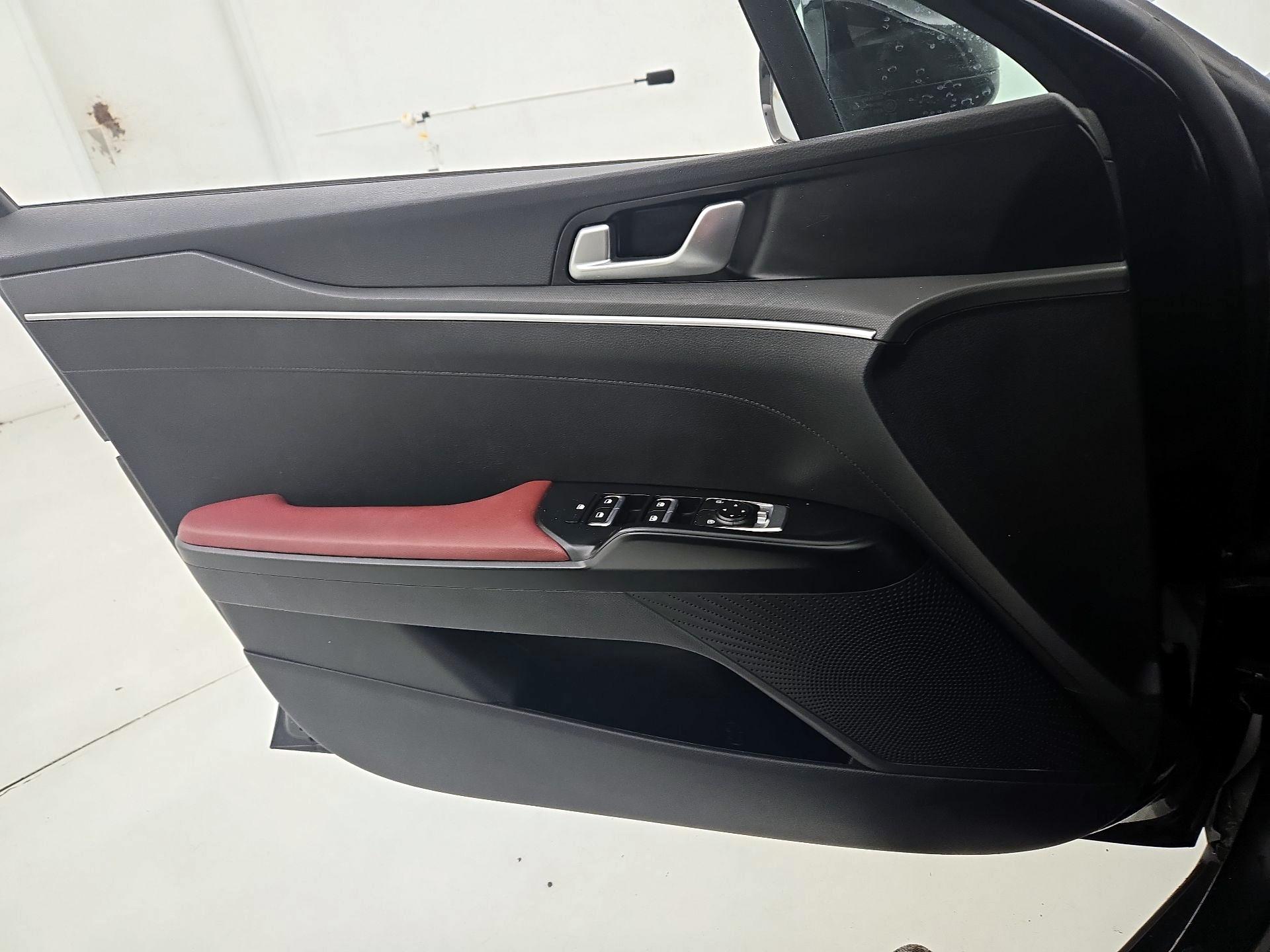 Thumbnail: 2022 Kia K5 - 12